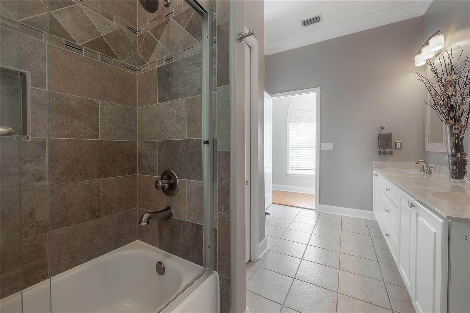Image 41 of 52 For 15801 Dawson Ridge Drive