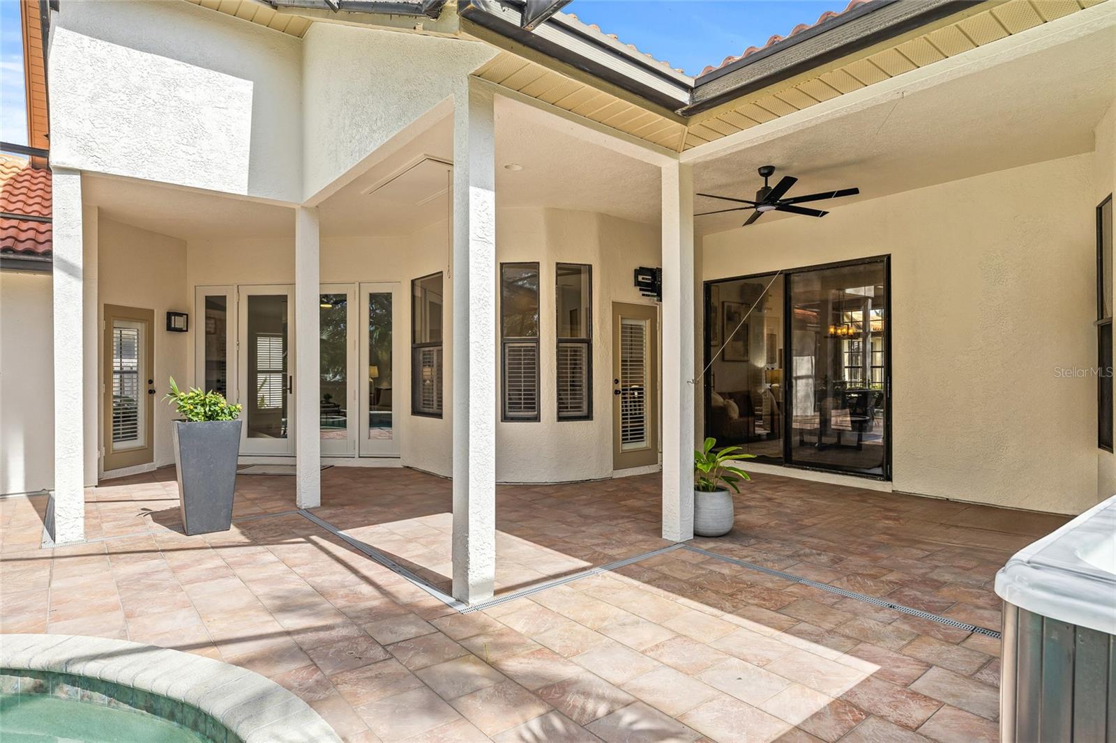 Image 45 of 69 For 772 Live Oak Terrace Ne