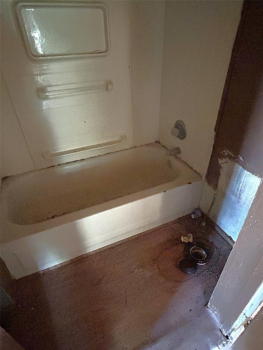 Image 17 of 20 For 276 Marion Street