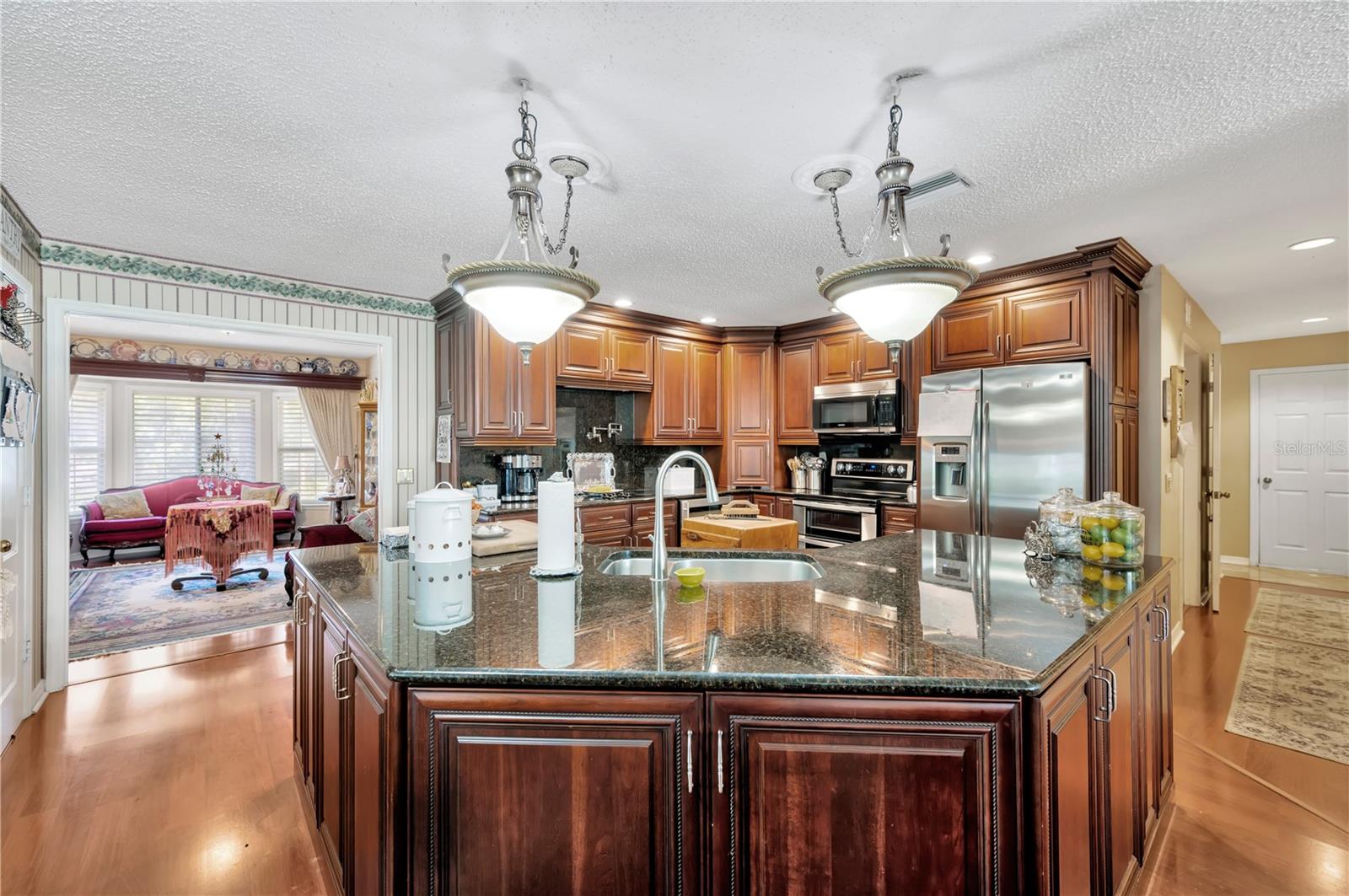 Image 21 of 24 For 11526 River Country Drive