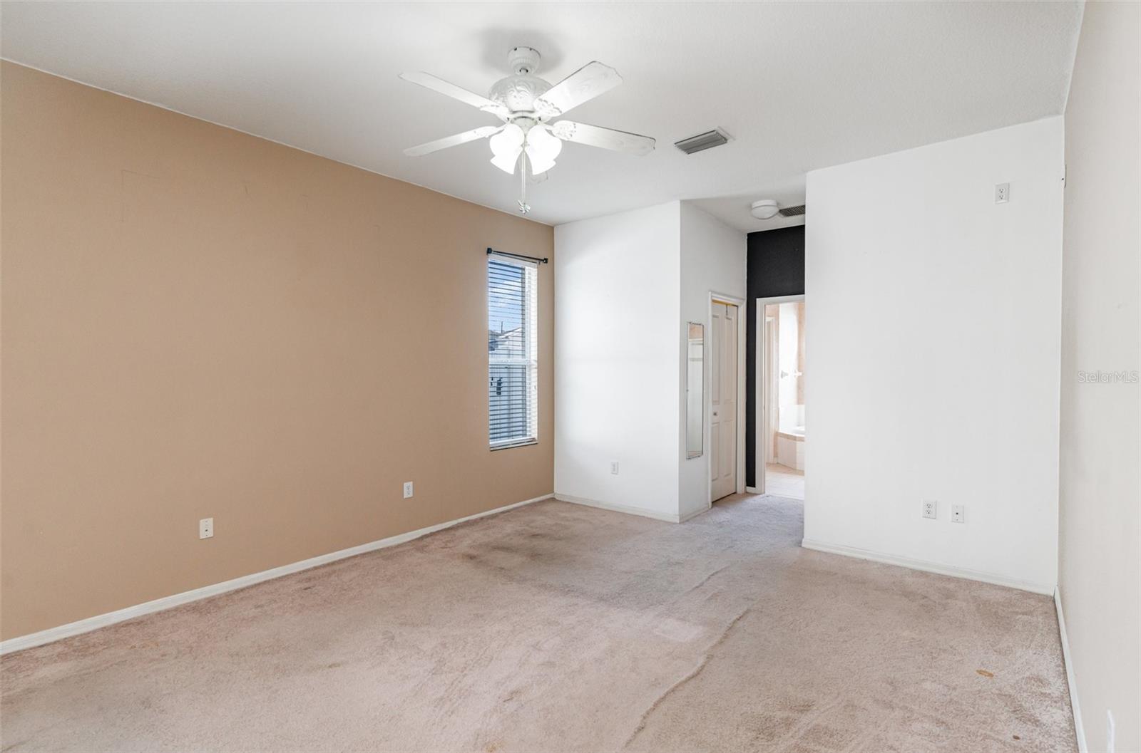 Image 10 of 35 For 2749 Valencia Grove Drive