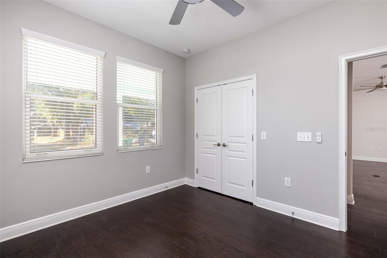Image 21 of 31 For 506 Robles Street