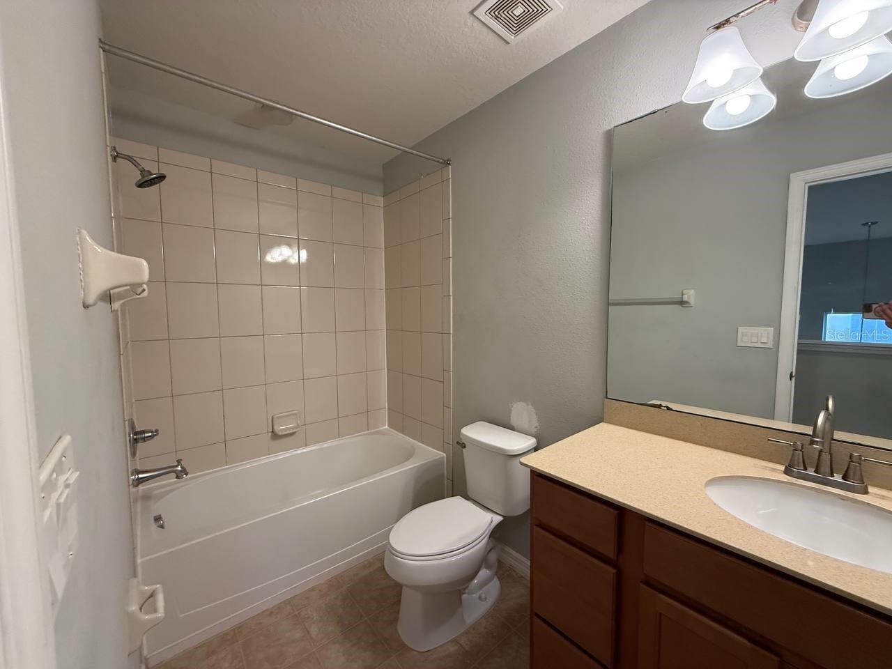 Image 20 of 24 For 2211 Broadway View Avenue