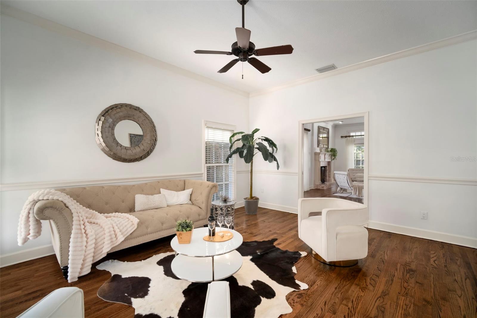 Listing photo id 28 for 4318 Azeele Street