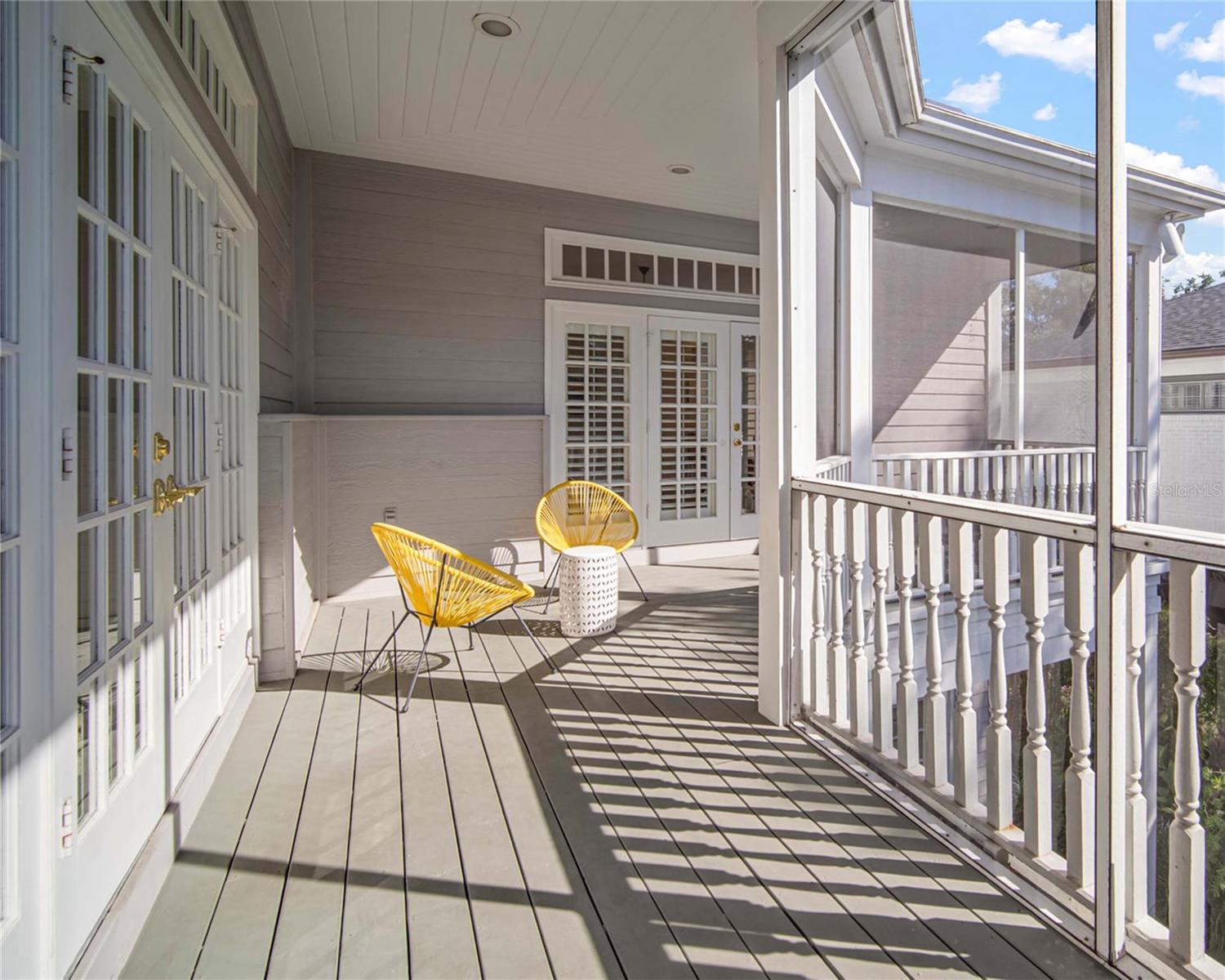 Listing photo id 46 for 4318 Azeele Street