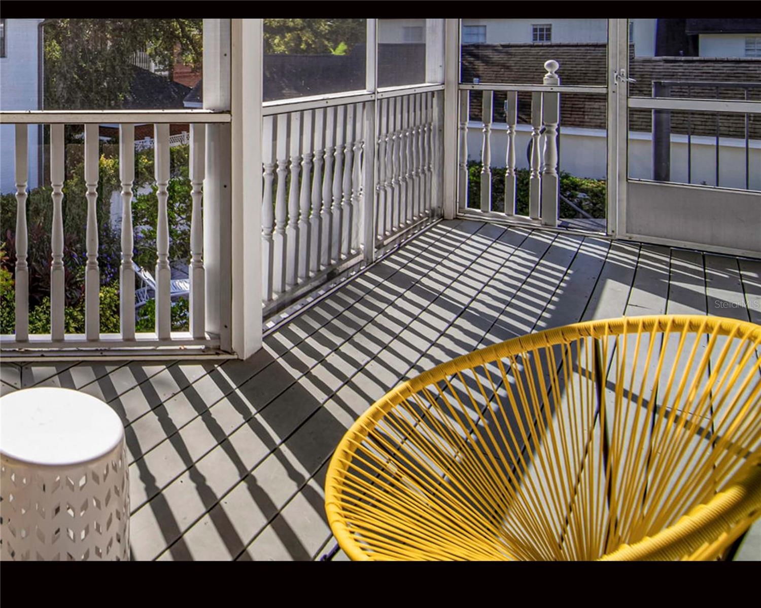 Listing photo id 47 for 4318 Azeele Street