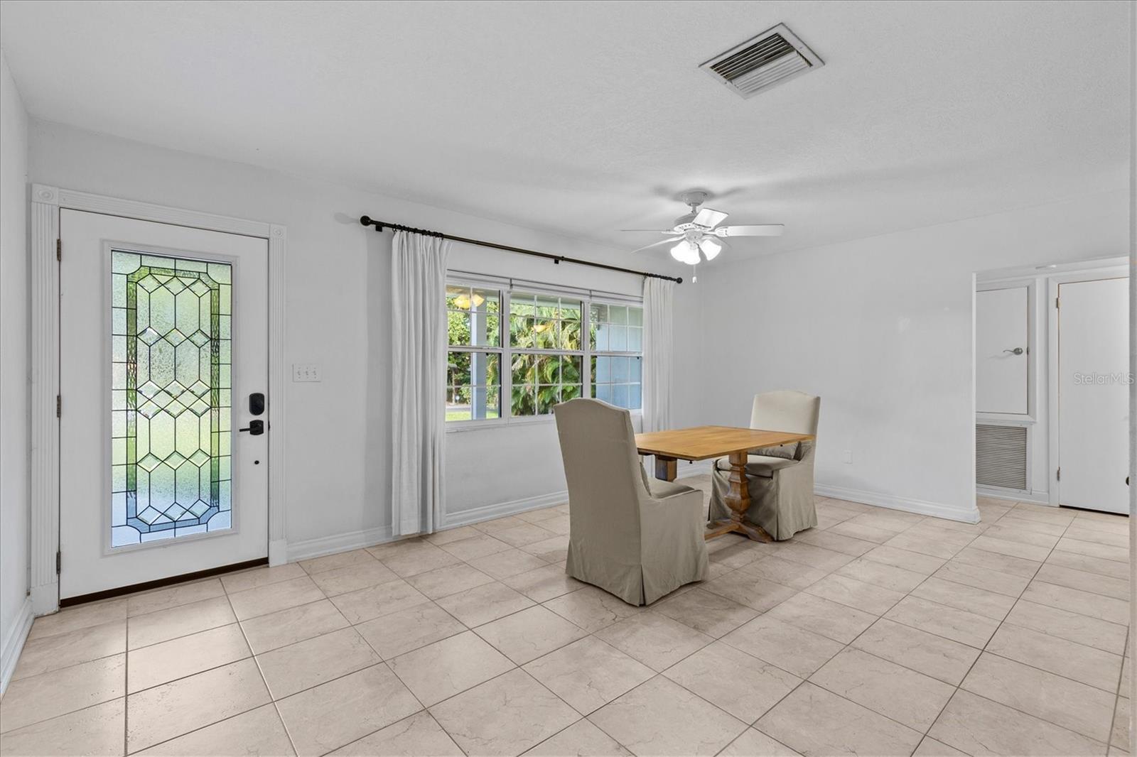 Image 10 of 45 For 510 Mayo Street