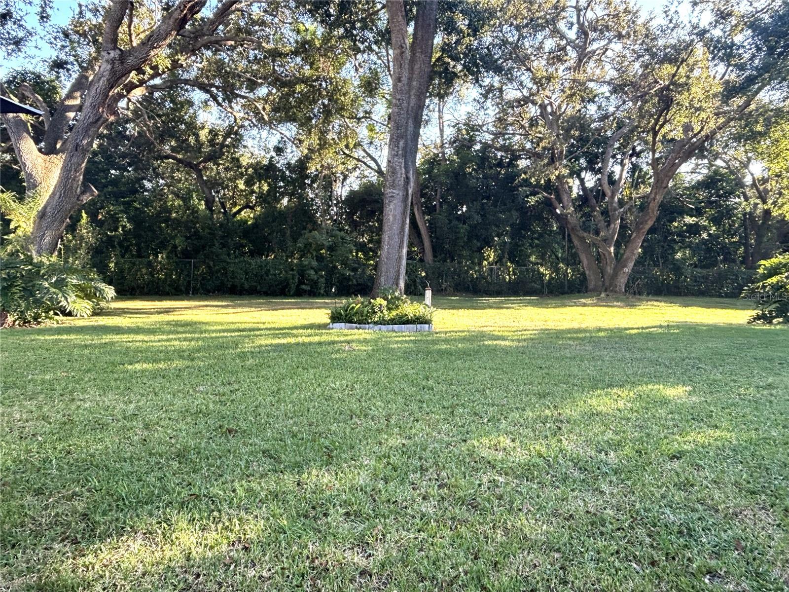 Image 27 of 37 For 1175 Mission Circle 1175