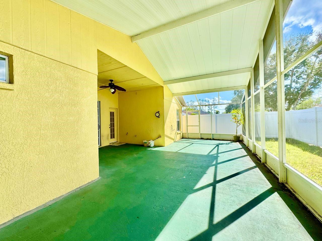 Image 41 of 44 For 22537 Roderick Drive