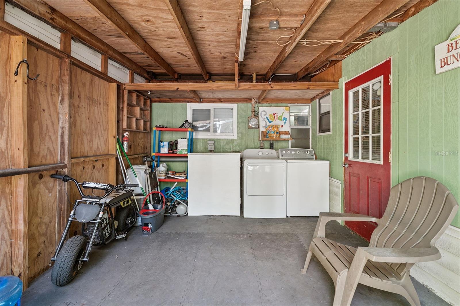 Image 31 of 34 For 983 Brookwood Ct S