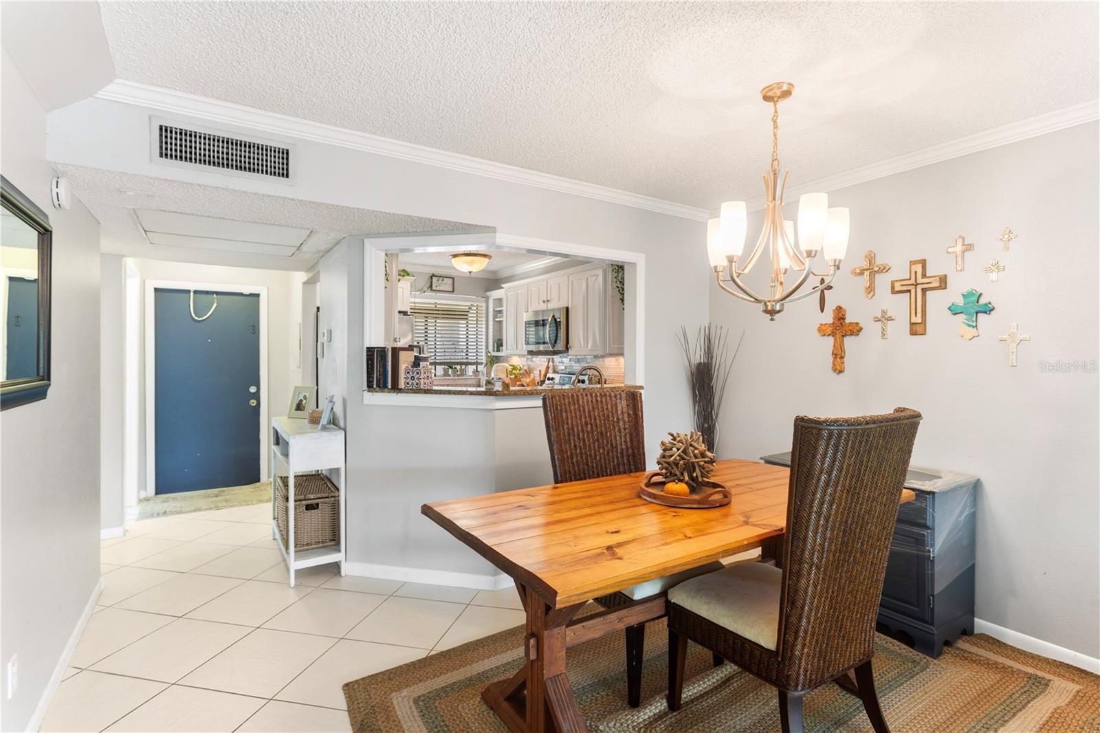 Image 6 of 16 For 2024 Blue Hawk Court 1814