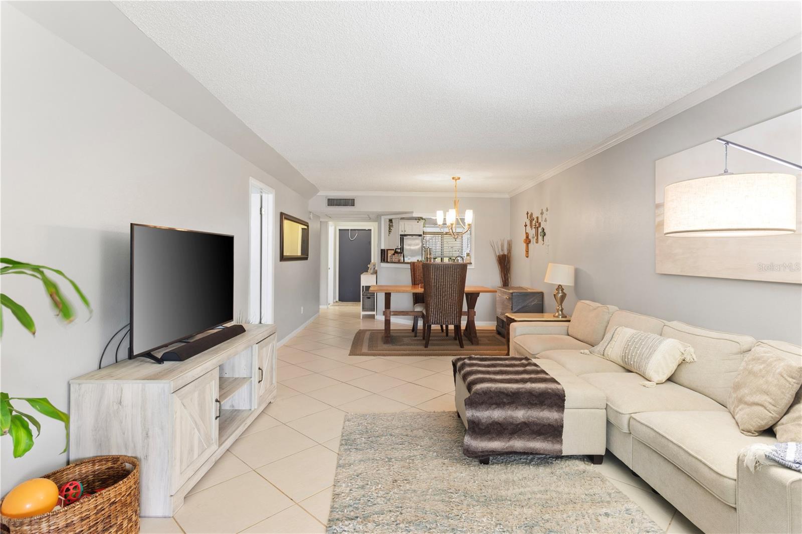 Image 7 of 16 For 2024 Blue Hawk Court 1814