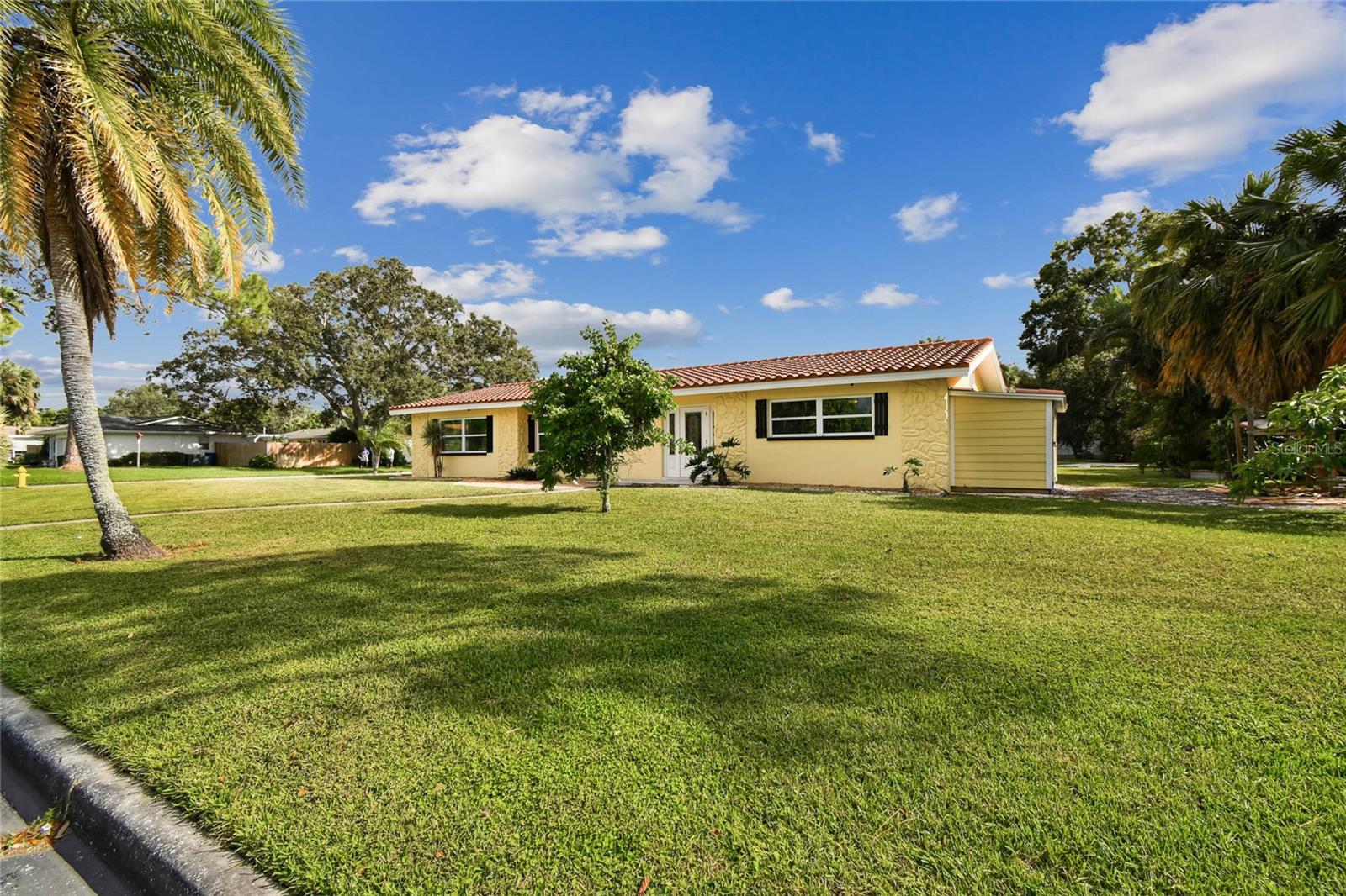 Image 2 of 56 For 623 Palm Boulevard