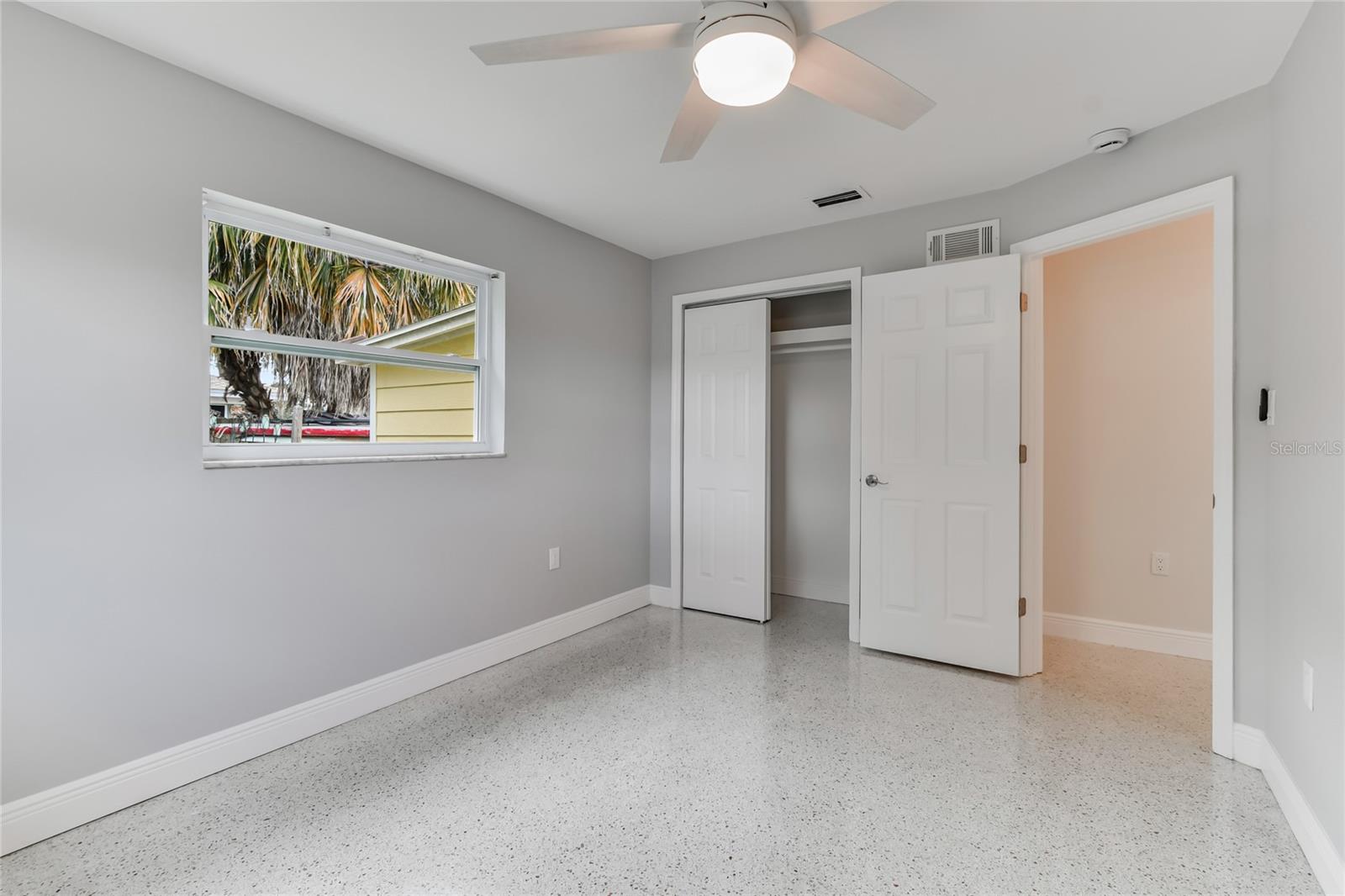 Image 23 of 56 For 623 Palm Boulevard