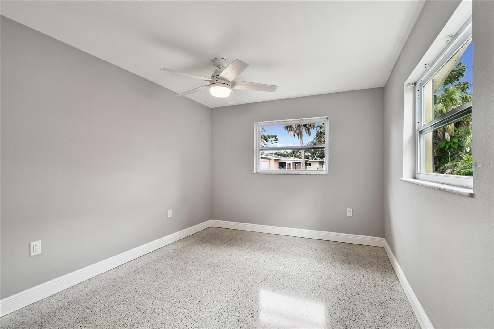 Image 24 of 56 For 623 Palm Boulevard