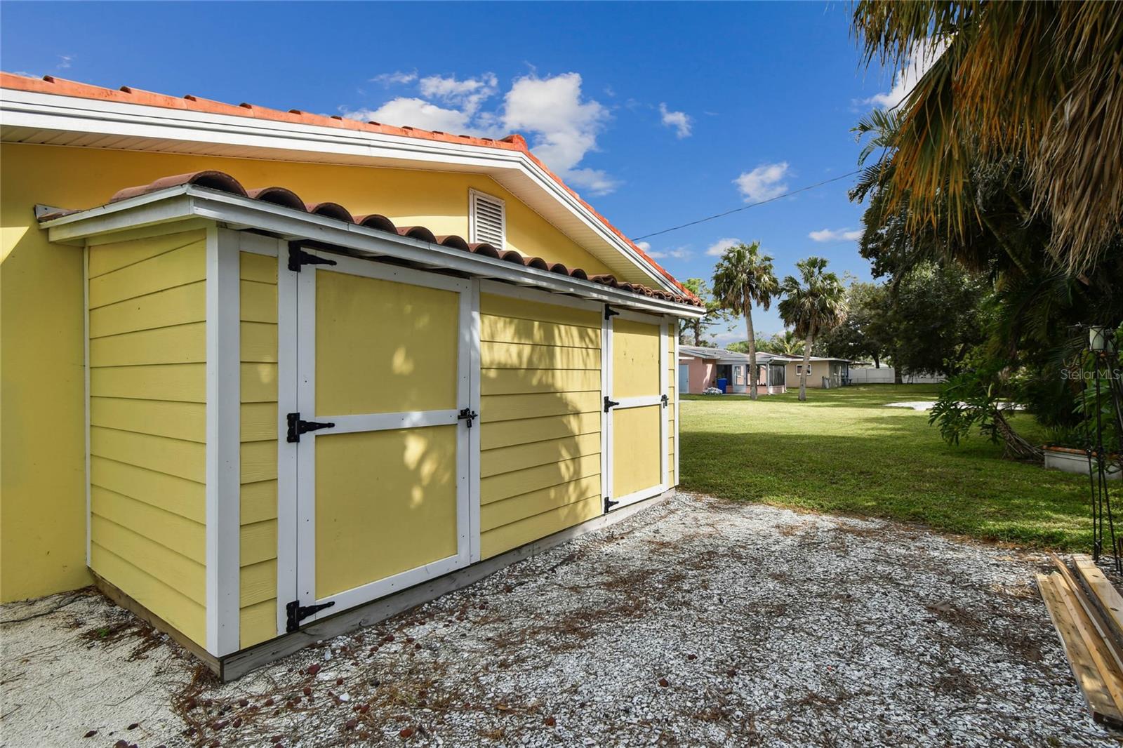 Image 27 of 56 For 623 Palm Boulevard