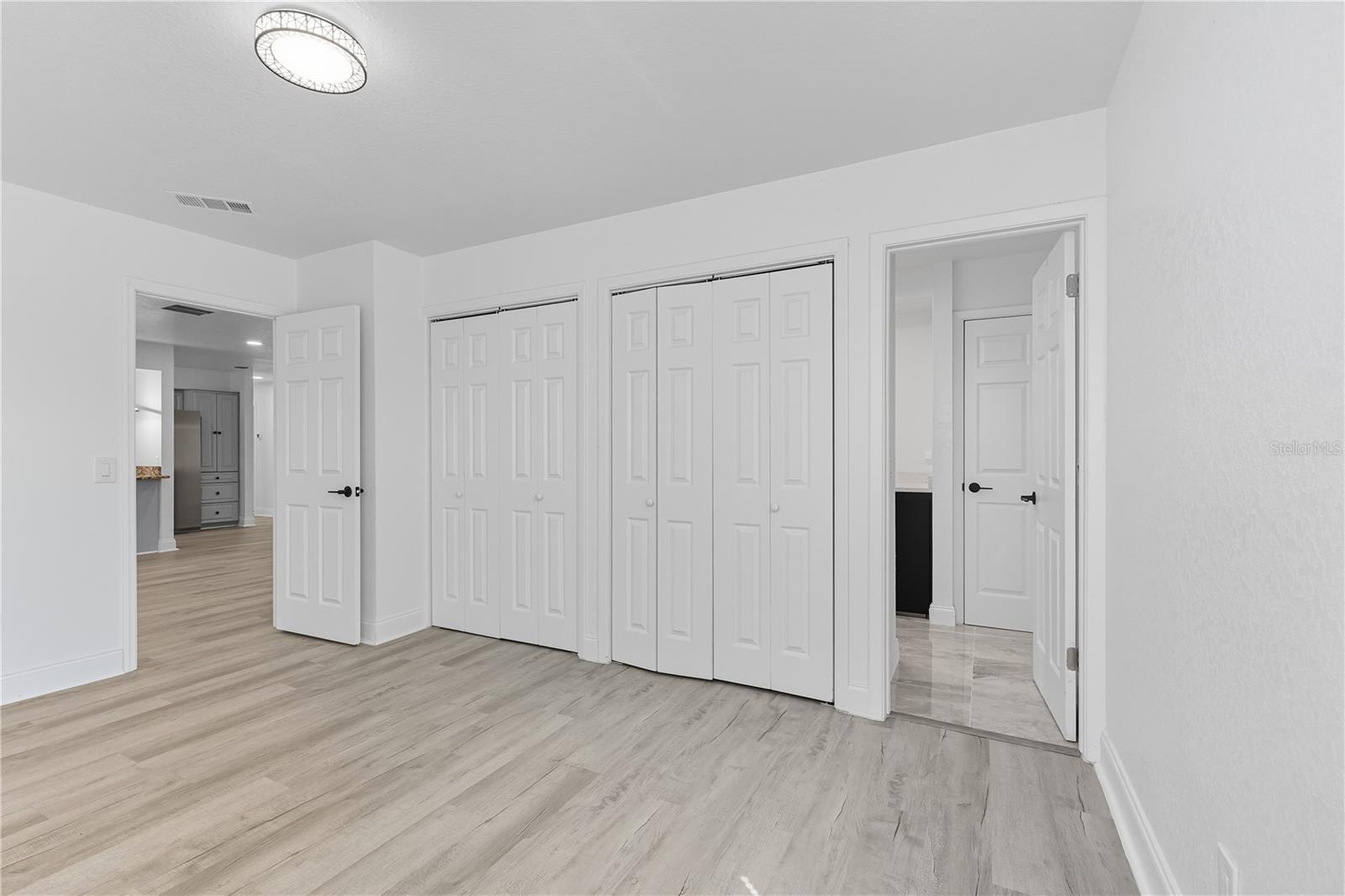 Image 29 of 50 For 577 Waterfall Drive