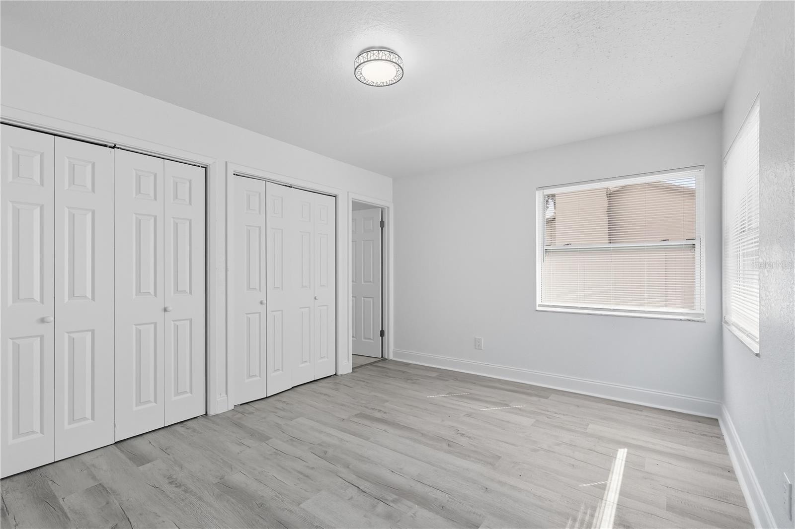 Image 30 of 50 For 577 Waterfall Drive