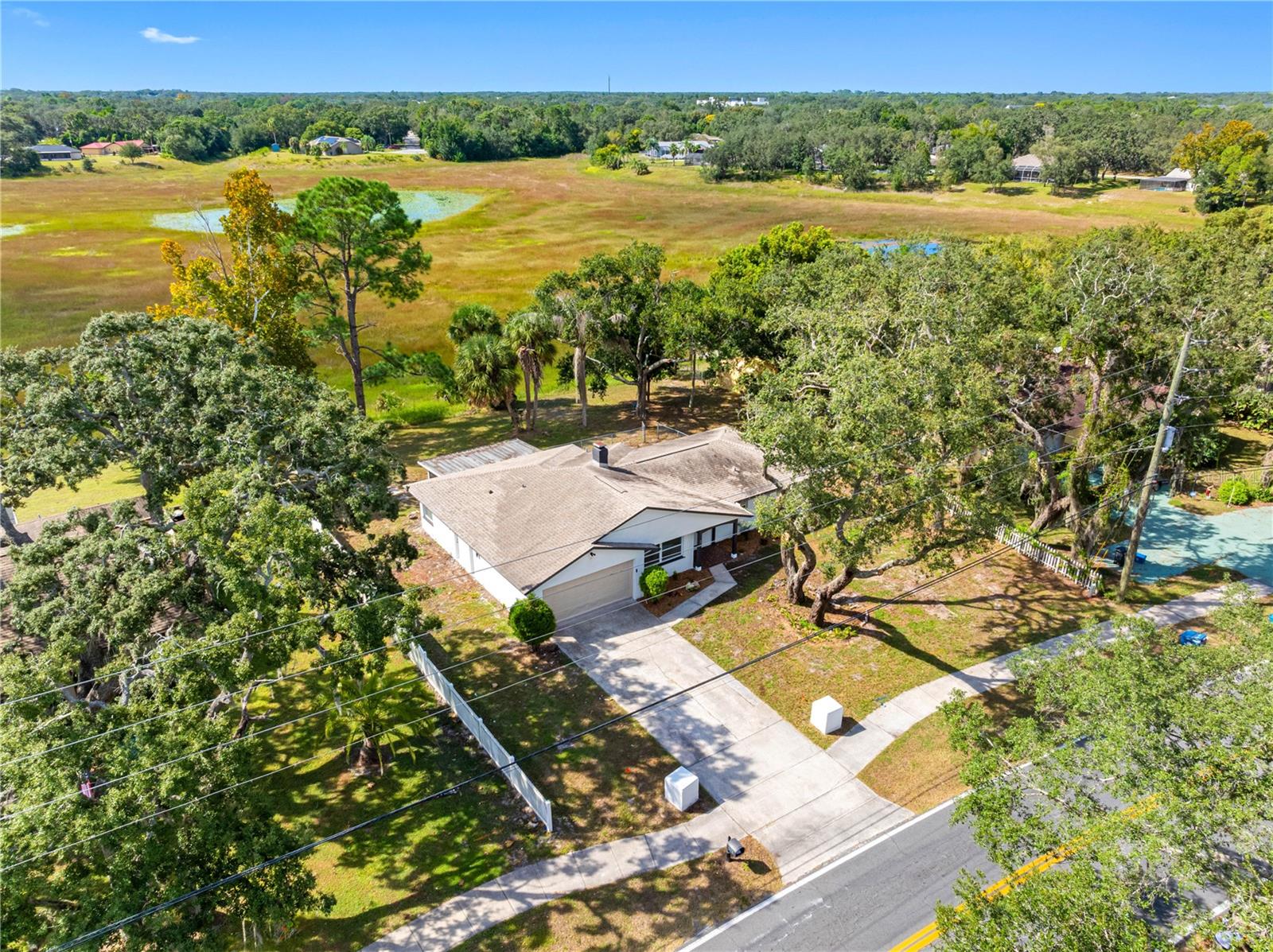 Image 41 of 50 For 577 Waterfall Drive