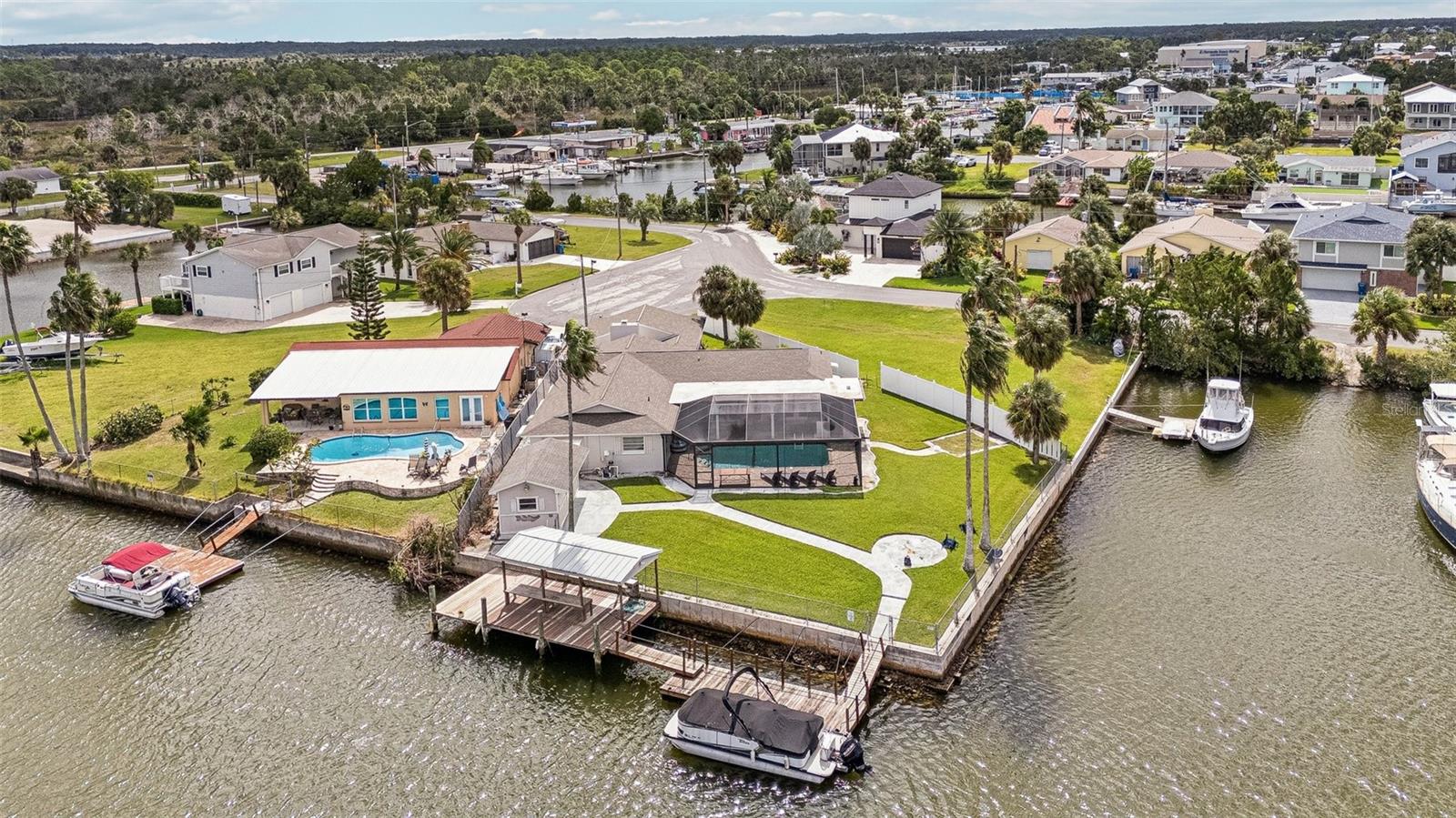 Image 35 of 39 For 4087 Gulf Coast Drive
