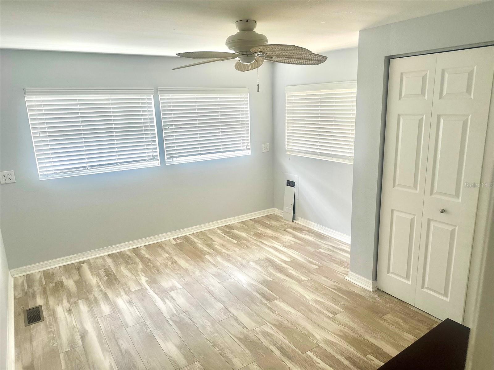 Image 16 of 21 For 11039 100th Street 310
