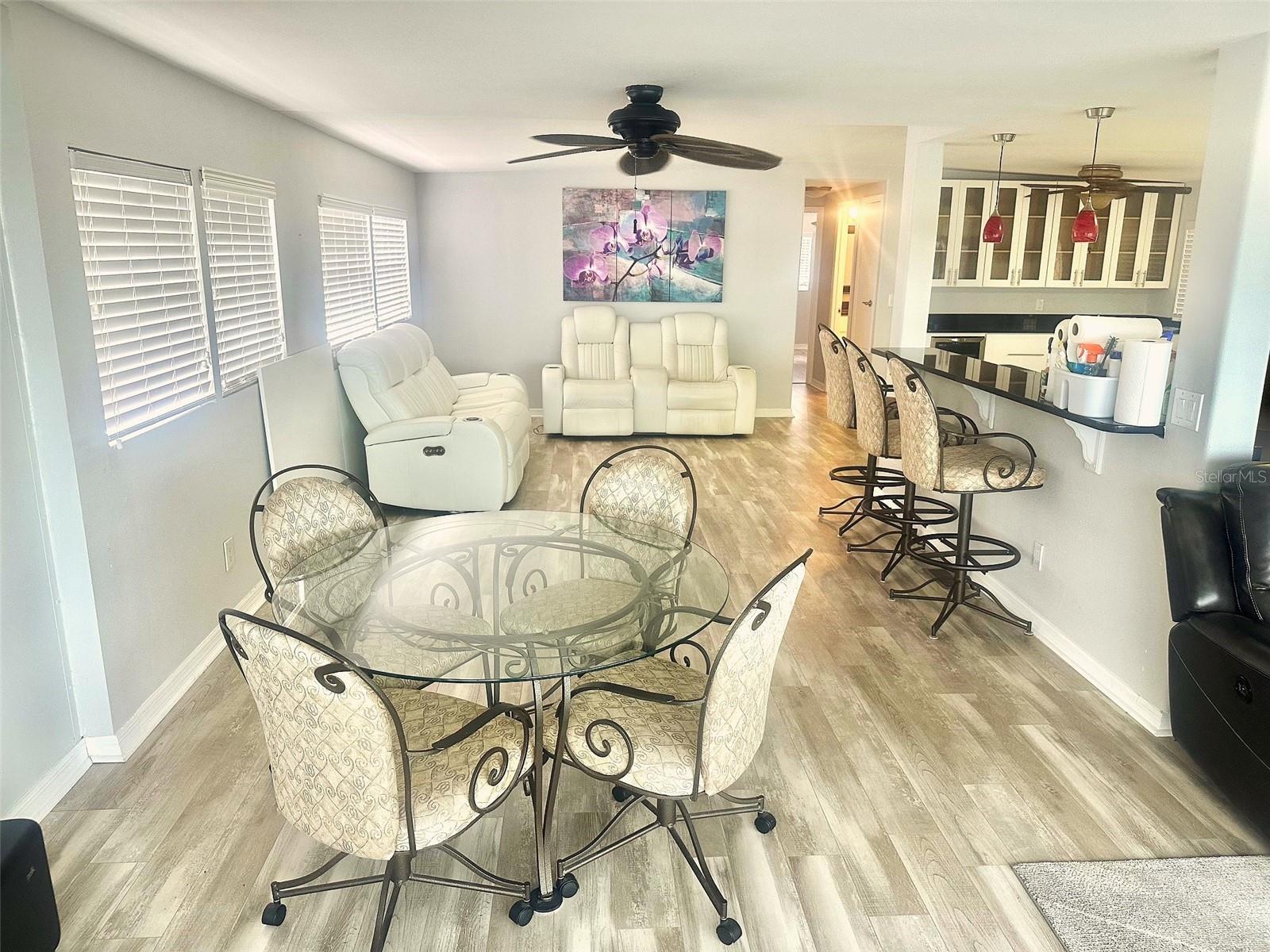 Image 8 of 21 For 11039 100th Street 310