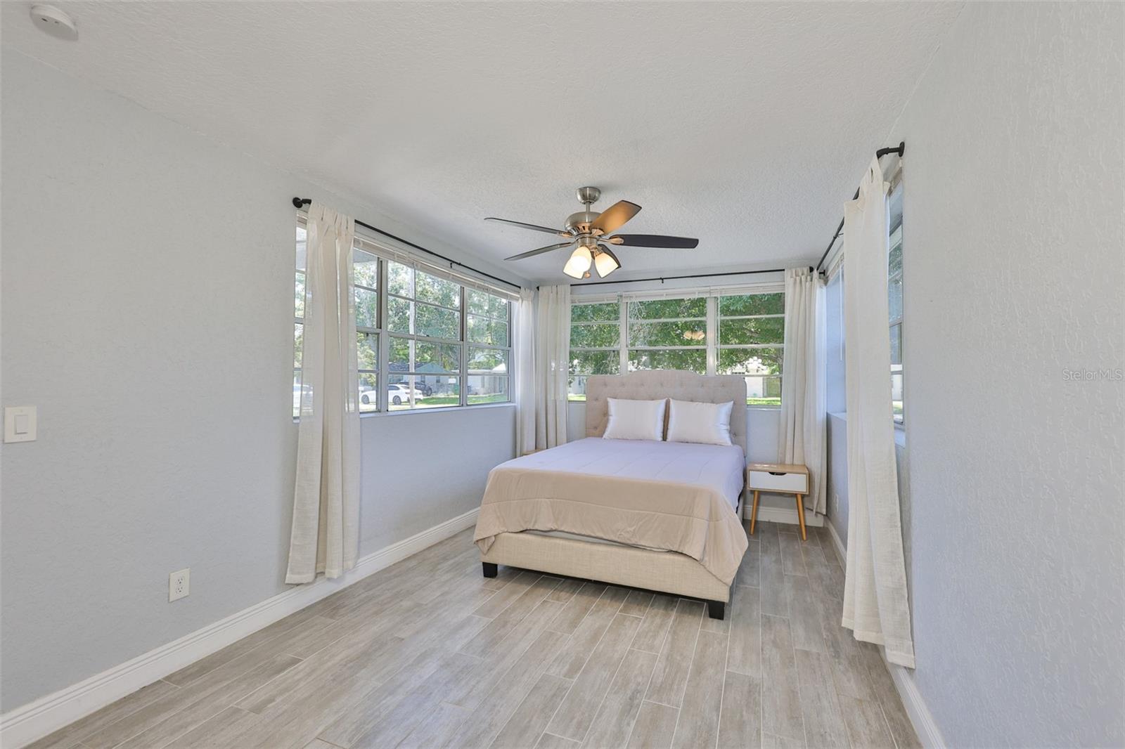 Image 14 of 44 For 3027 Napoleon Avenue