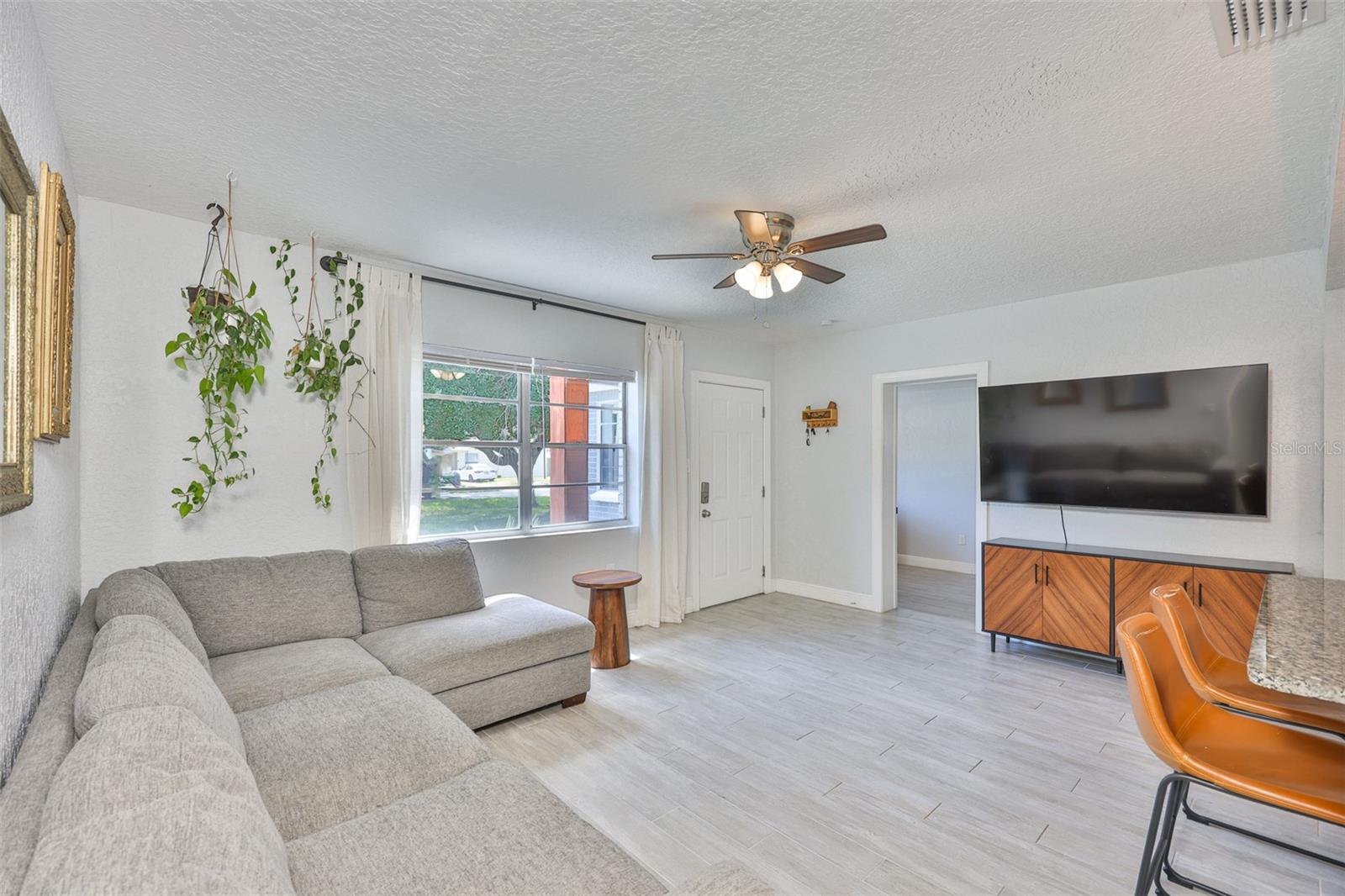 Image 3 of 44 For 3027 Napoleon Avenue
