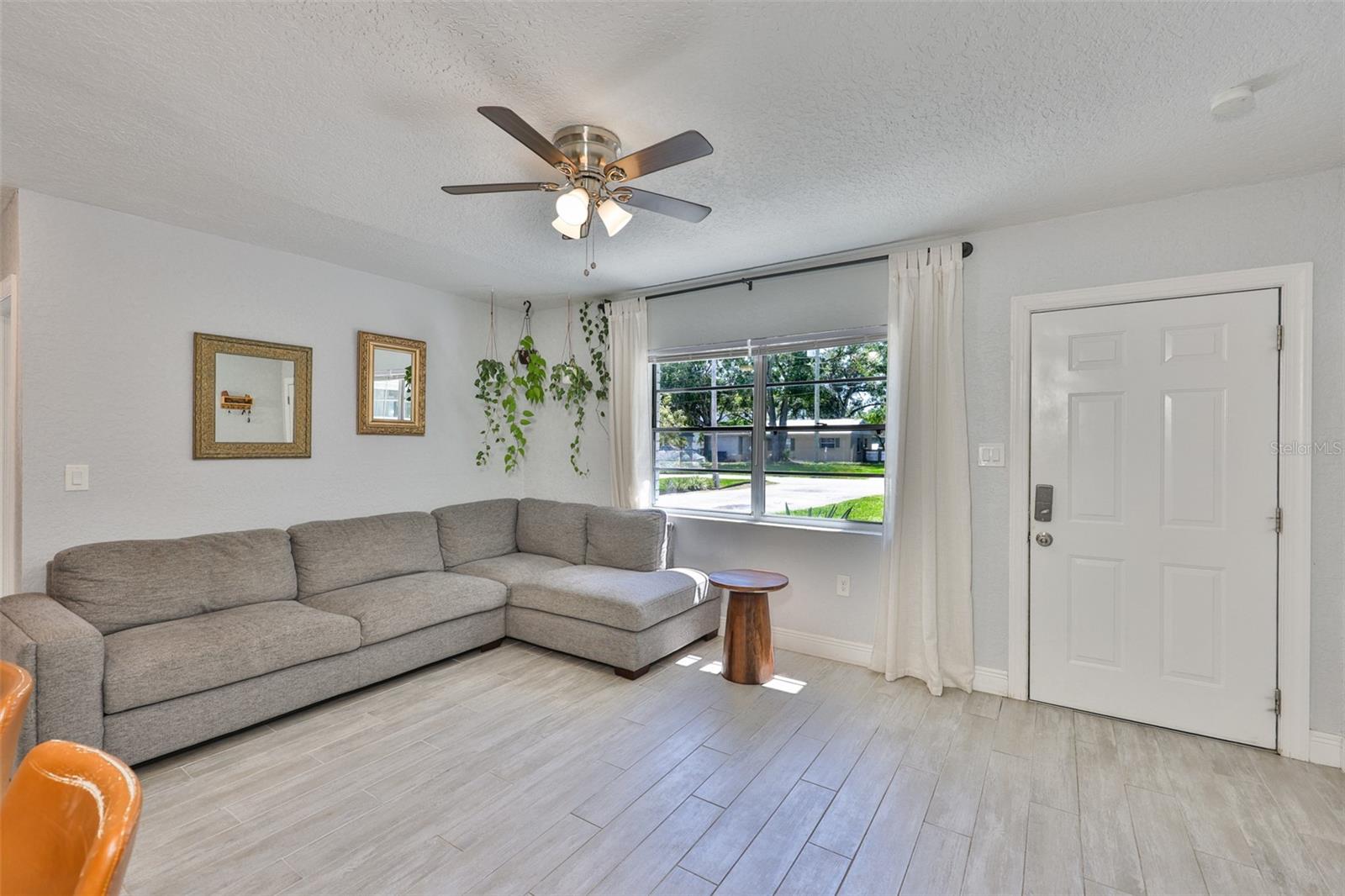 Image 5 of 44 For 3027 Napoleon Avenue