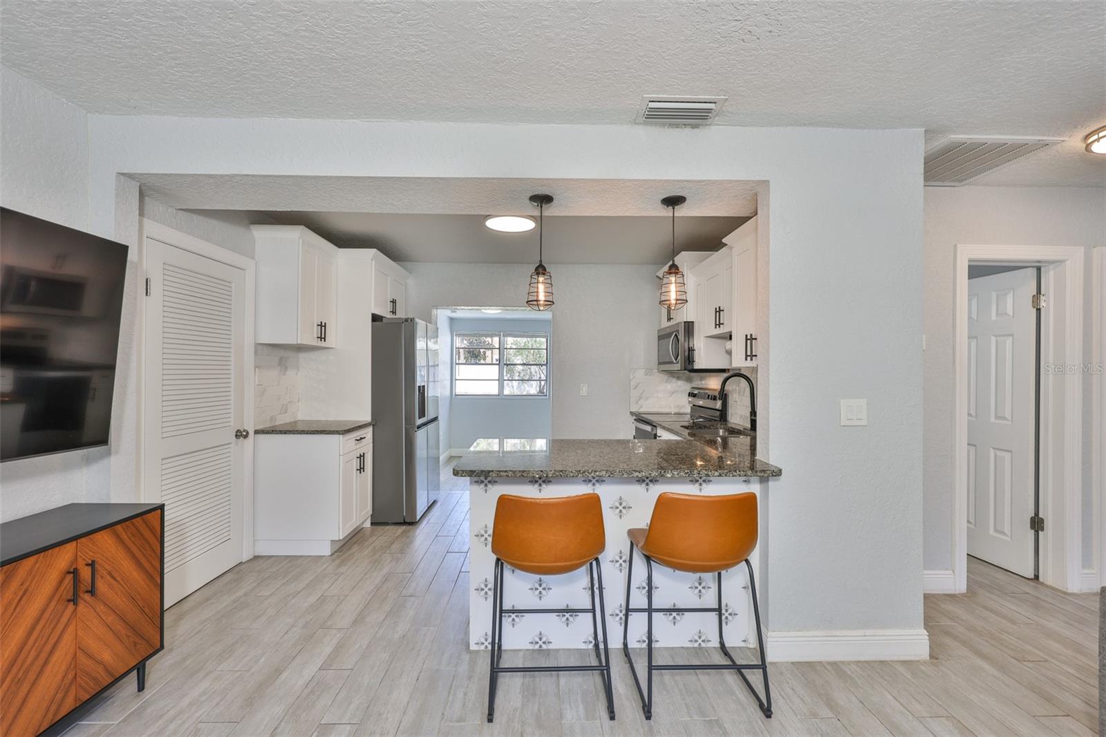 Image 7 of 44 For 3027 Napoleon Avenue