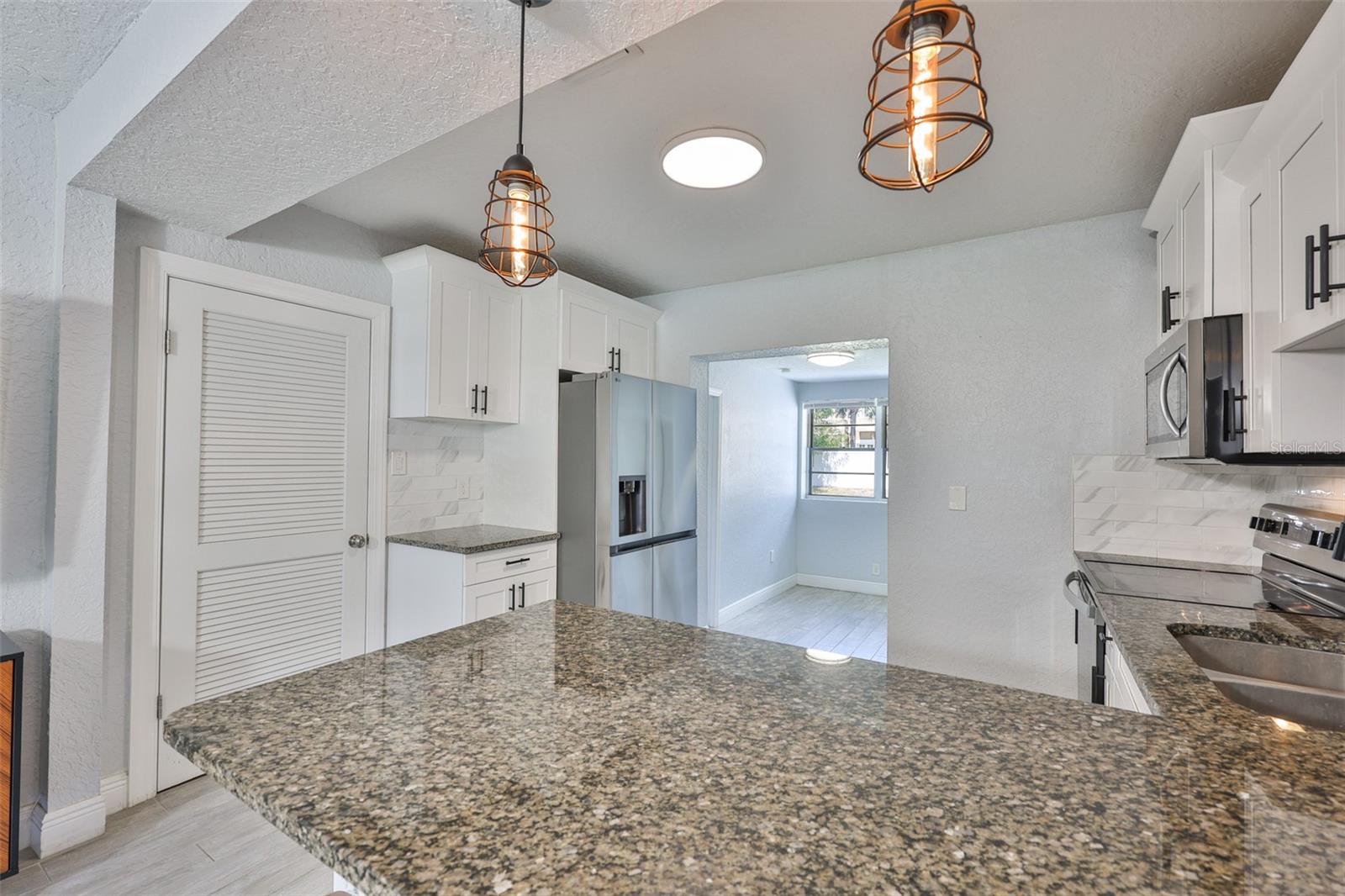 Image 8 of 44 For 3027 Napoleon Avenue