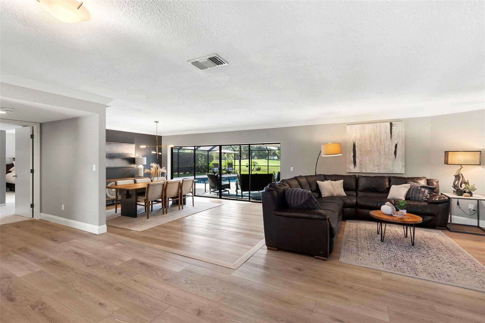 Image 13 of 80 For 2737 Northridge Drive E