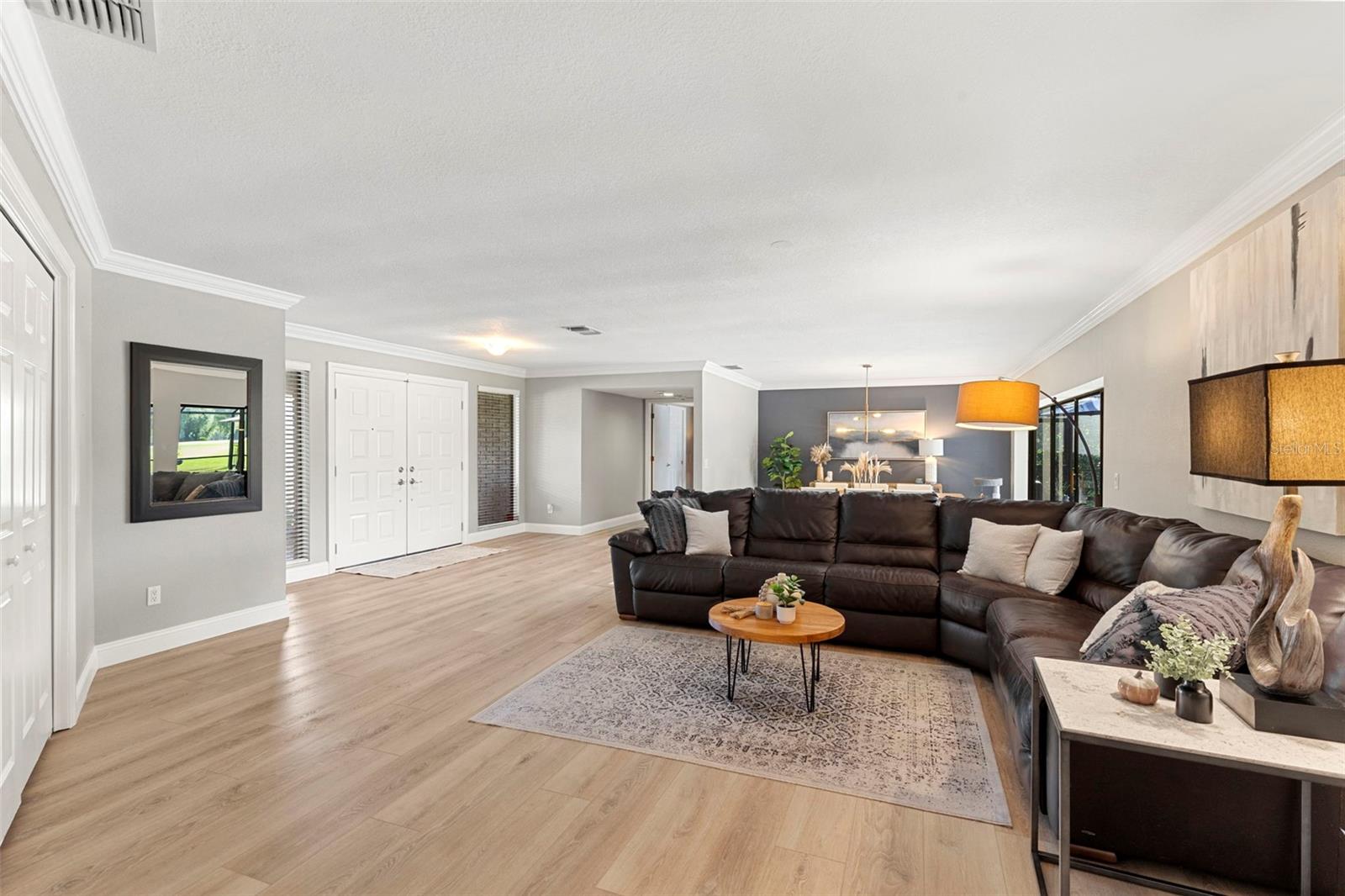Image 17 of 80 For 2737 Northridge Drive E
