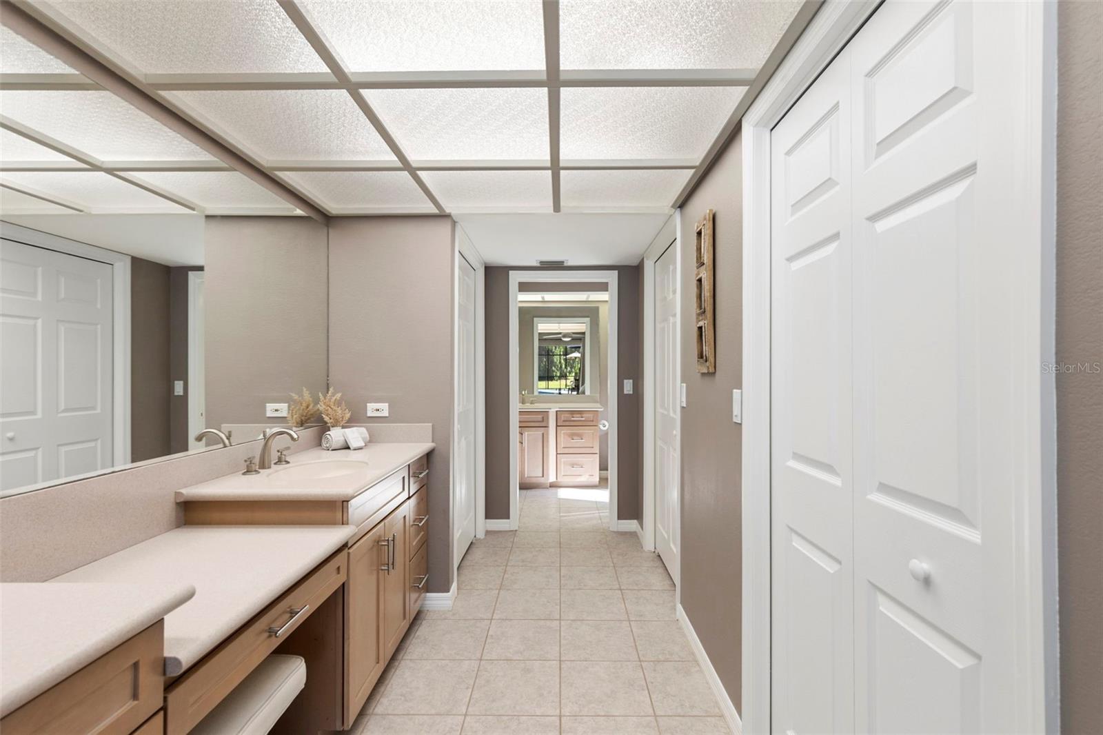 Image 31 of 80 For 2737 Northridge Drive E