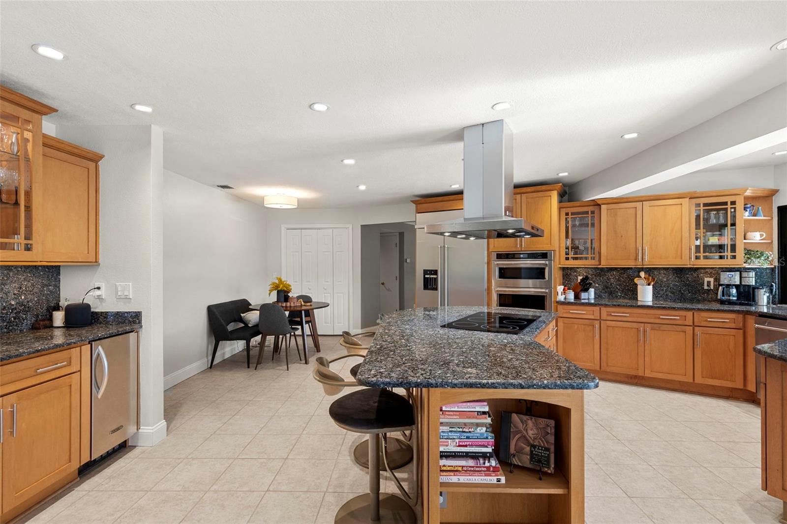 Image 36 of 80 For 2737 Northridge Drive E