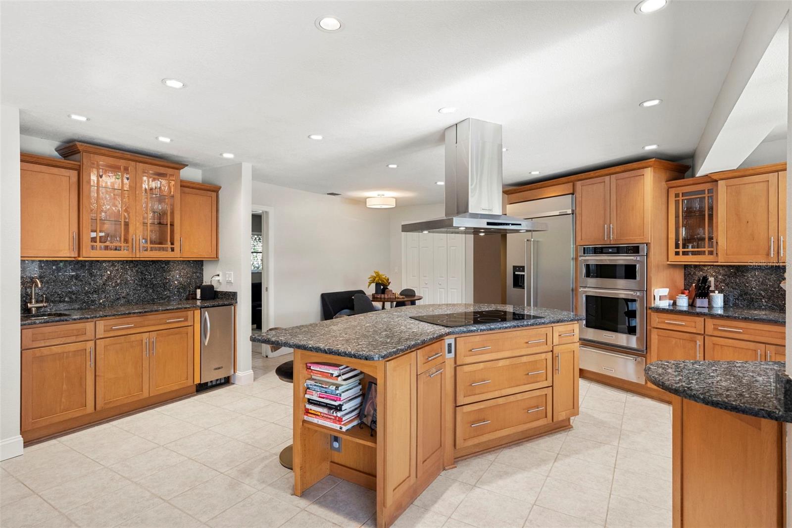 Image 37 of 80 For 2737 Northridge Drive E