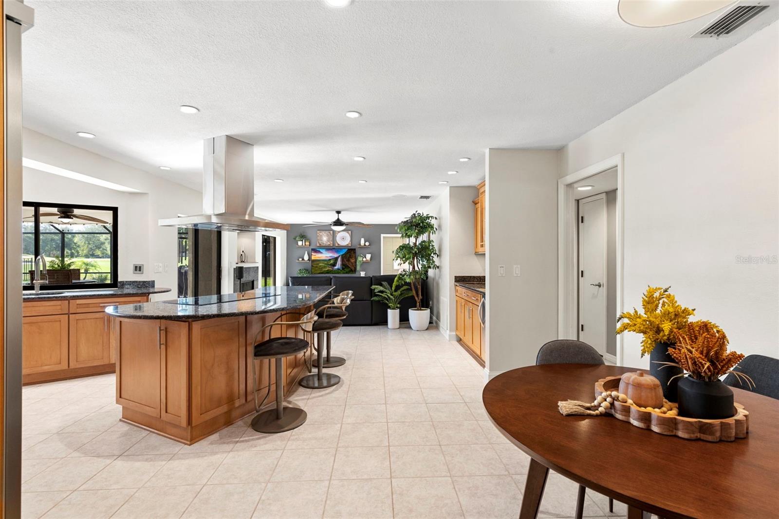 Image 40 of 80 For 2737 Northridge Drive E