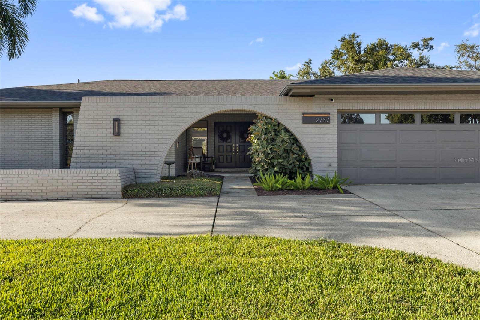 Image 6 of 80 For 2737 Northridge Drive E