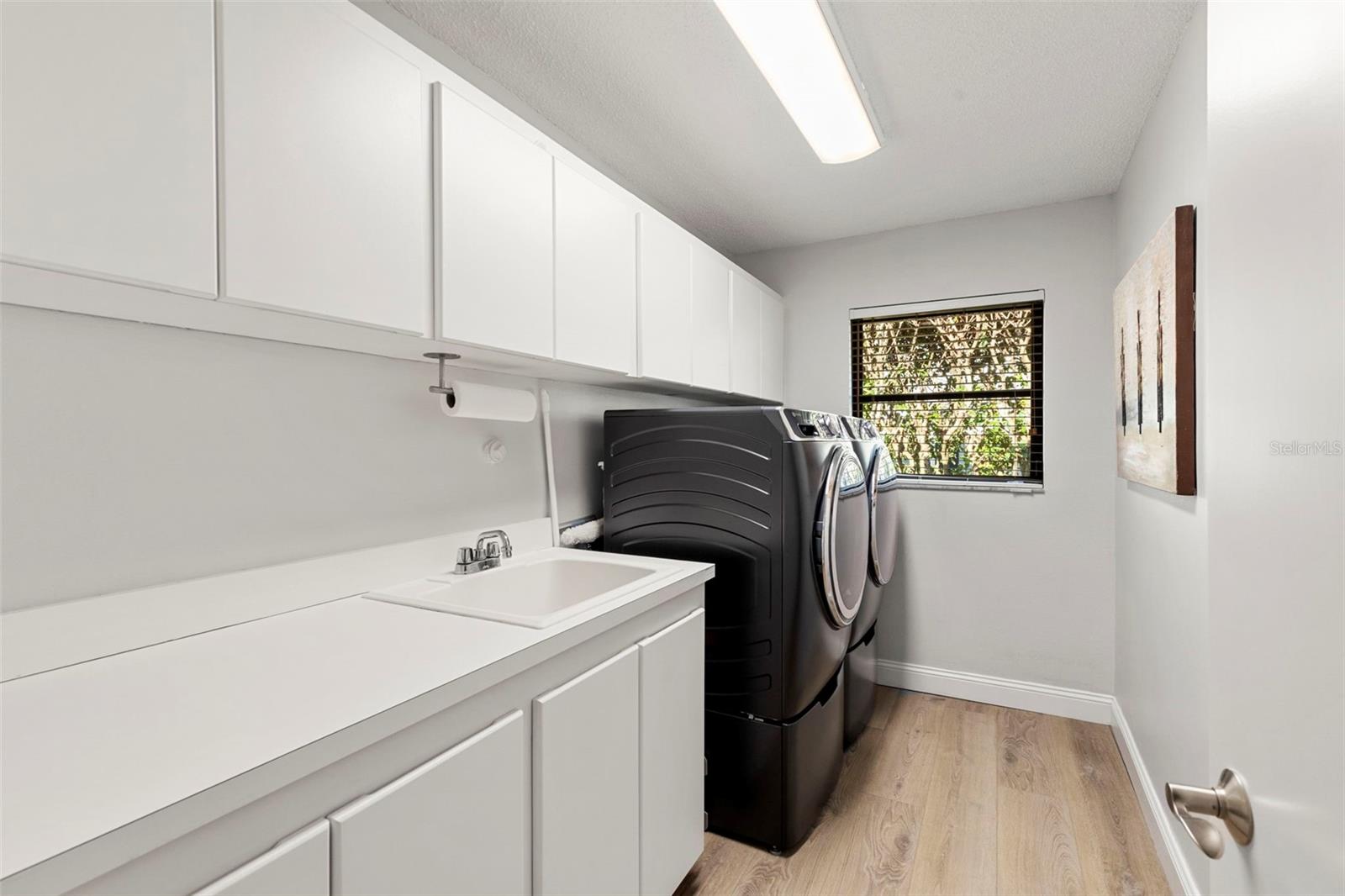 Image 79 of 80 For 2737 Northridge Drive E