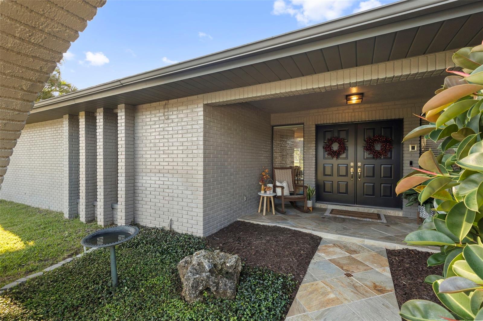 Image 9 of 80 For 2737 Northridge Drive E
