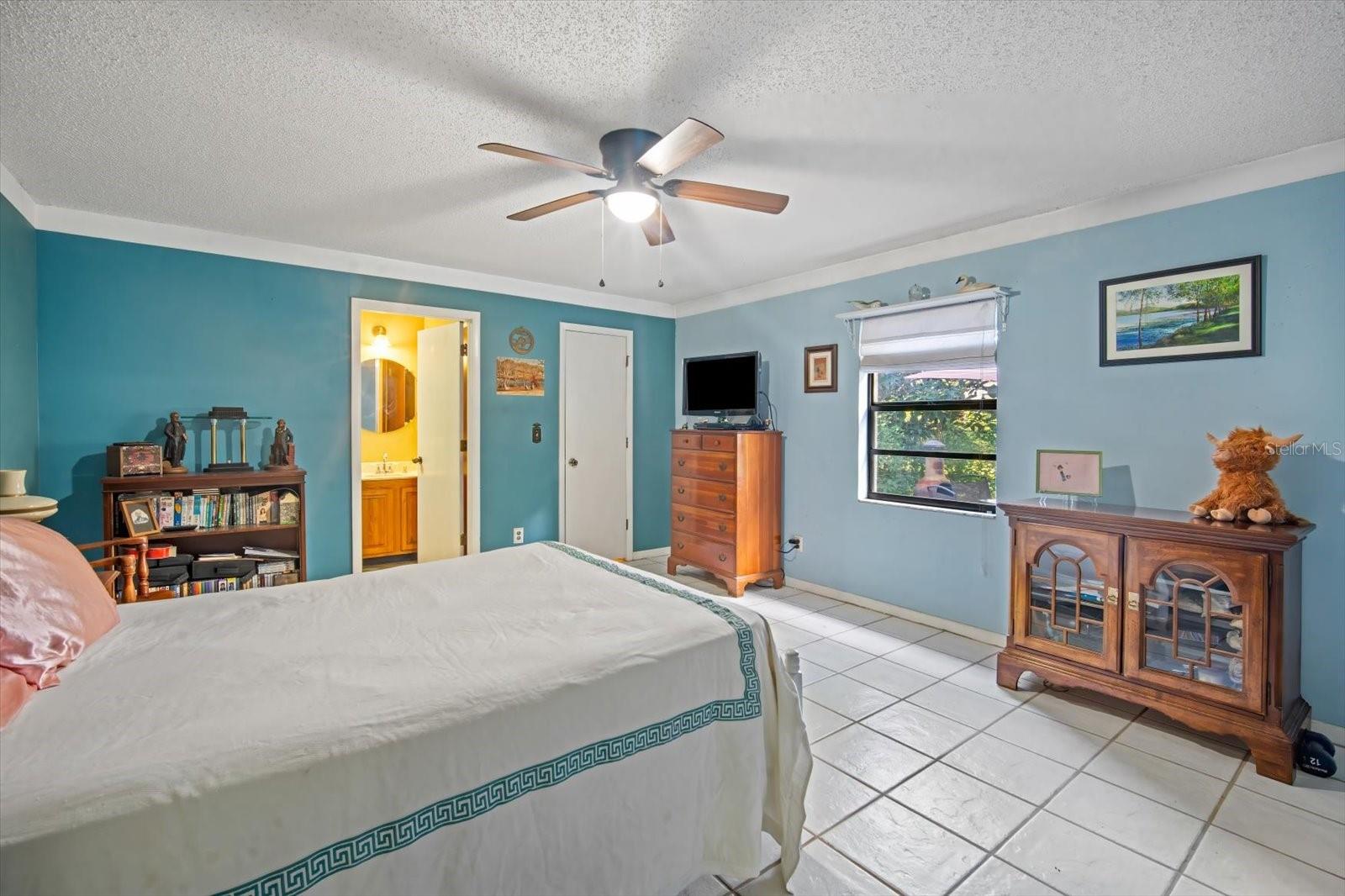 Image 9 of 28 For 1602 Wills Street