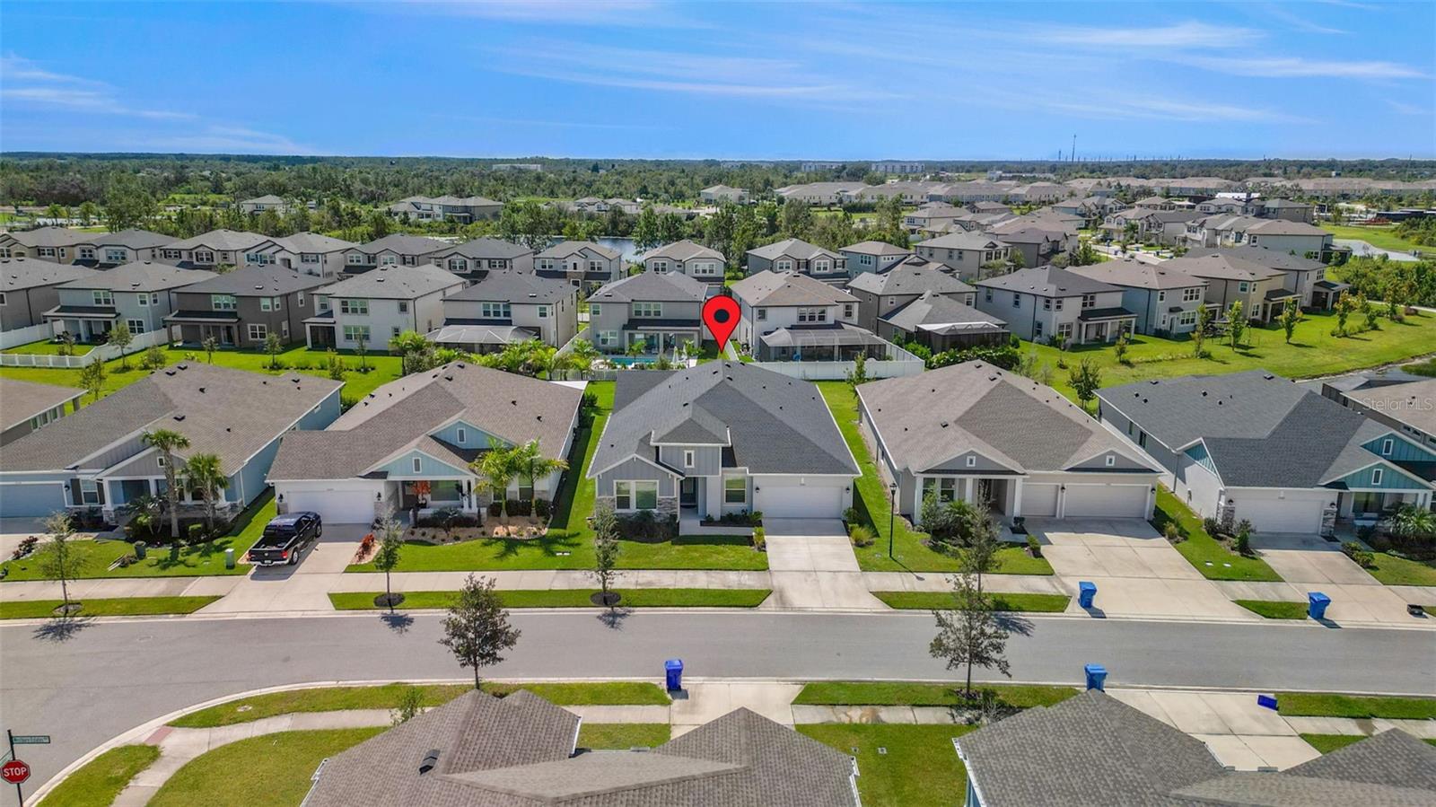 Listing photo id 37 for 31496 Westbury Estates Avenue