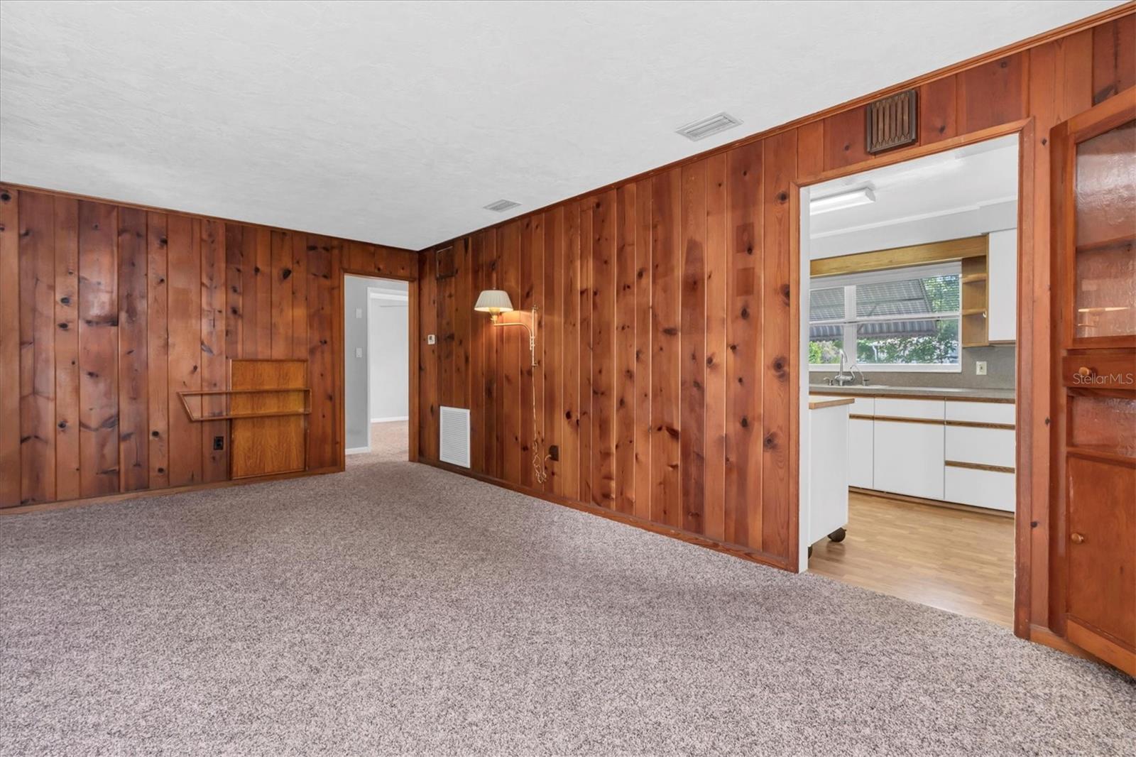 Image 7 of 35 For 1502 55th Street S