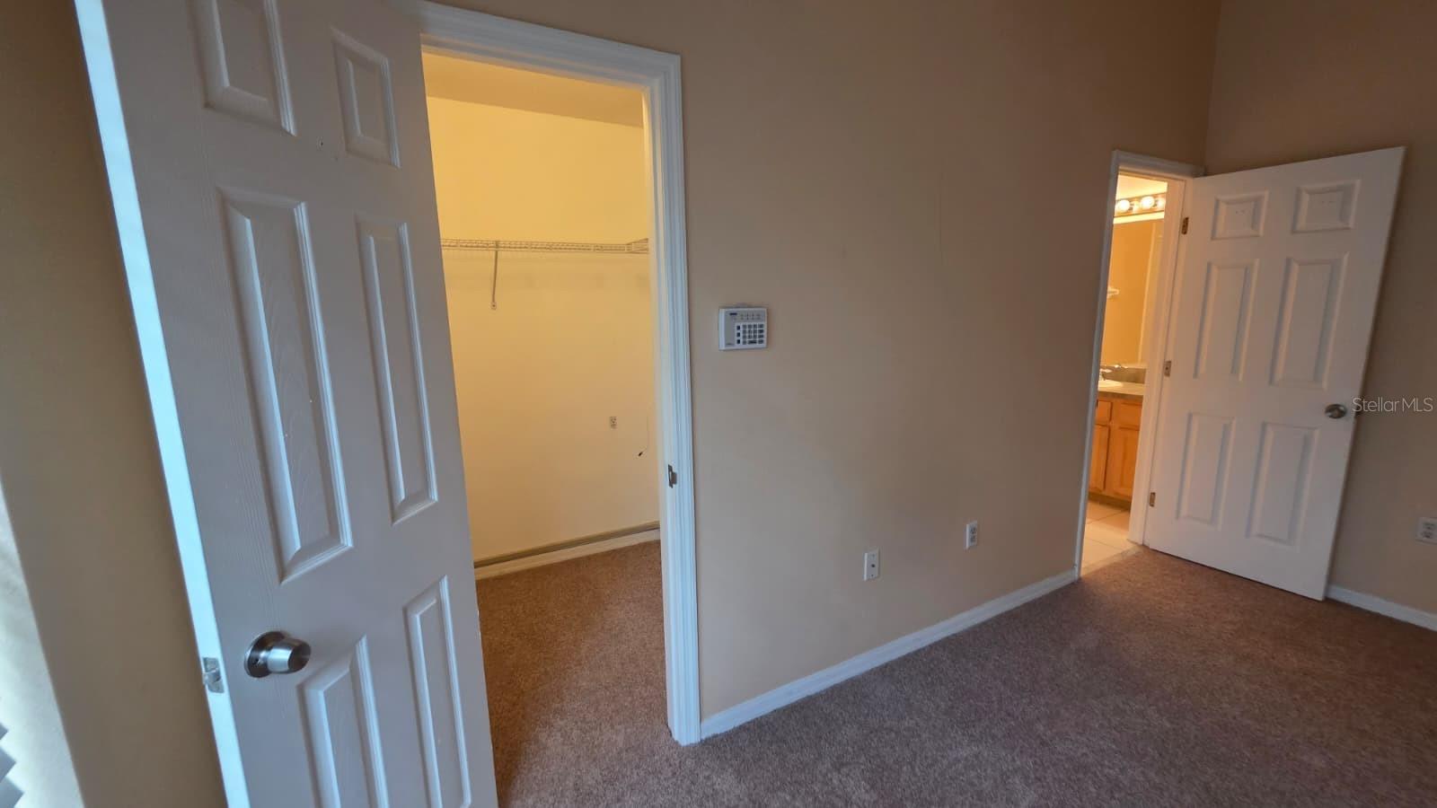 Image 16 of 19 For 12762 Country Brook Lane