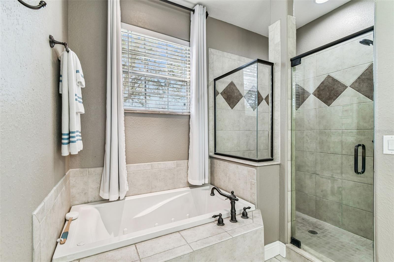 Image 14 of 18 For 116 Fremont Avenue 3