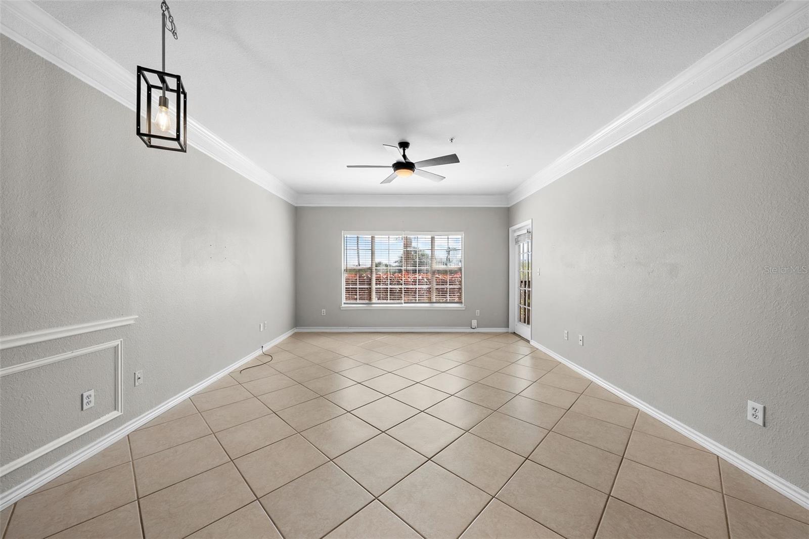 Image 9 of 39 For 4305 Bayside Village Drive 102