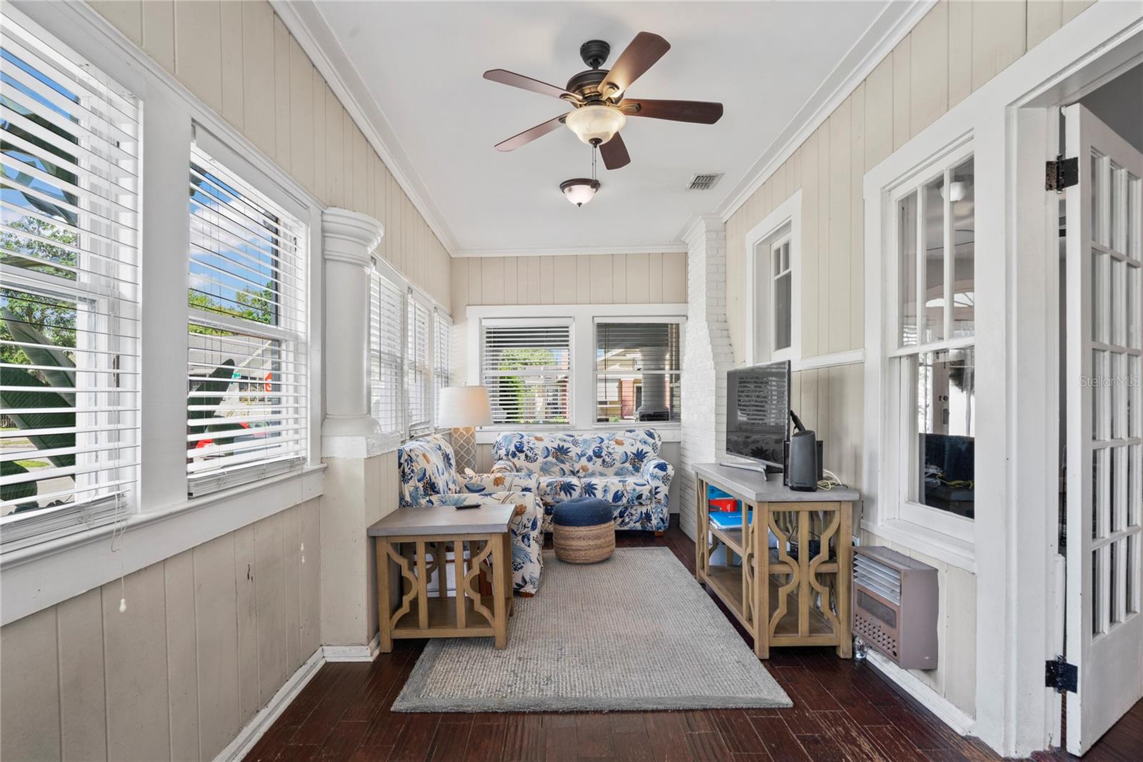 Image 17 of 58 For 5912 Suwanee Avenue