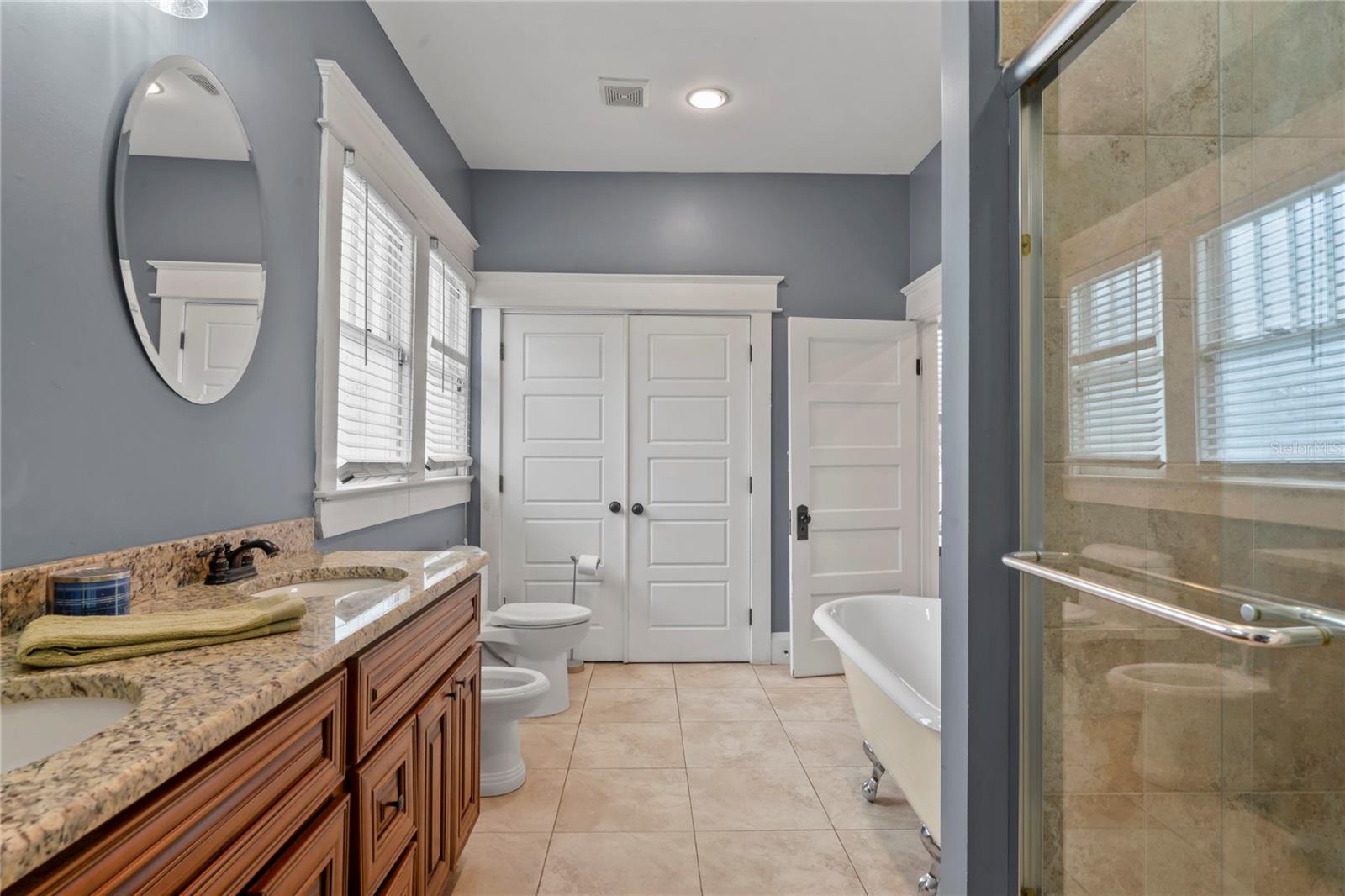Image 20 of 58 For 5912 Suwanee Avenue