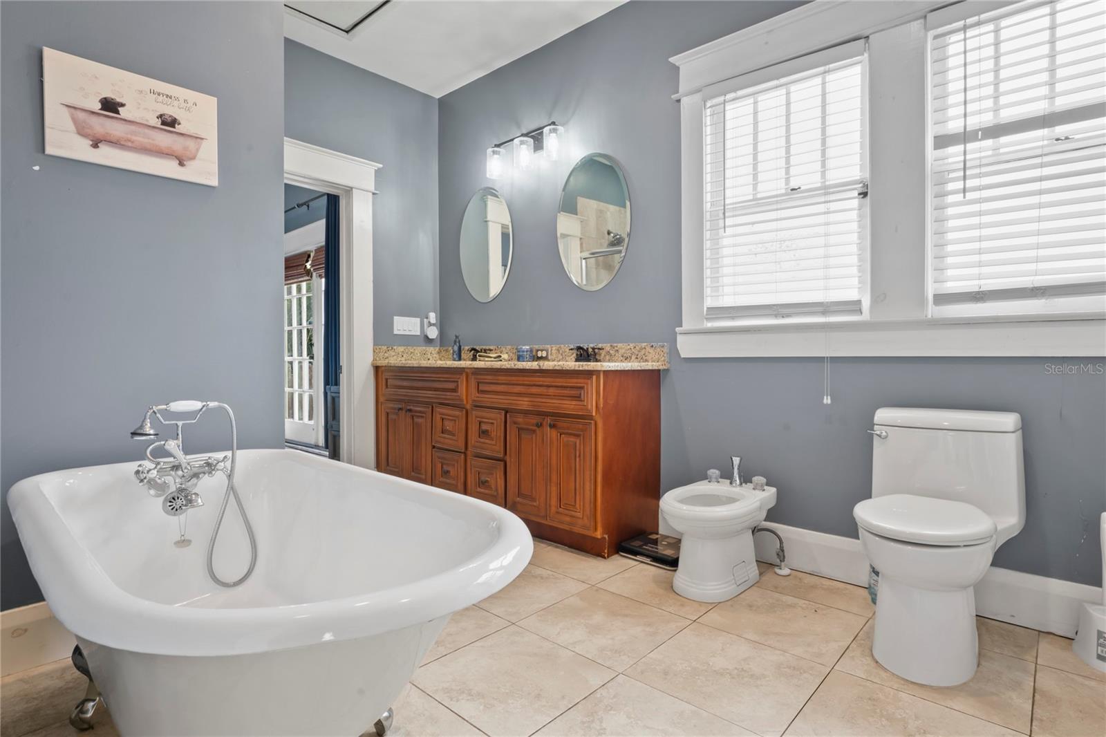 Image 22 of 58 For 5912 Suwanee Avenue