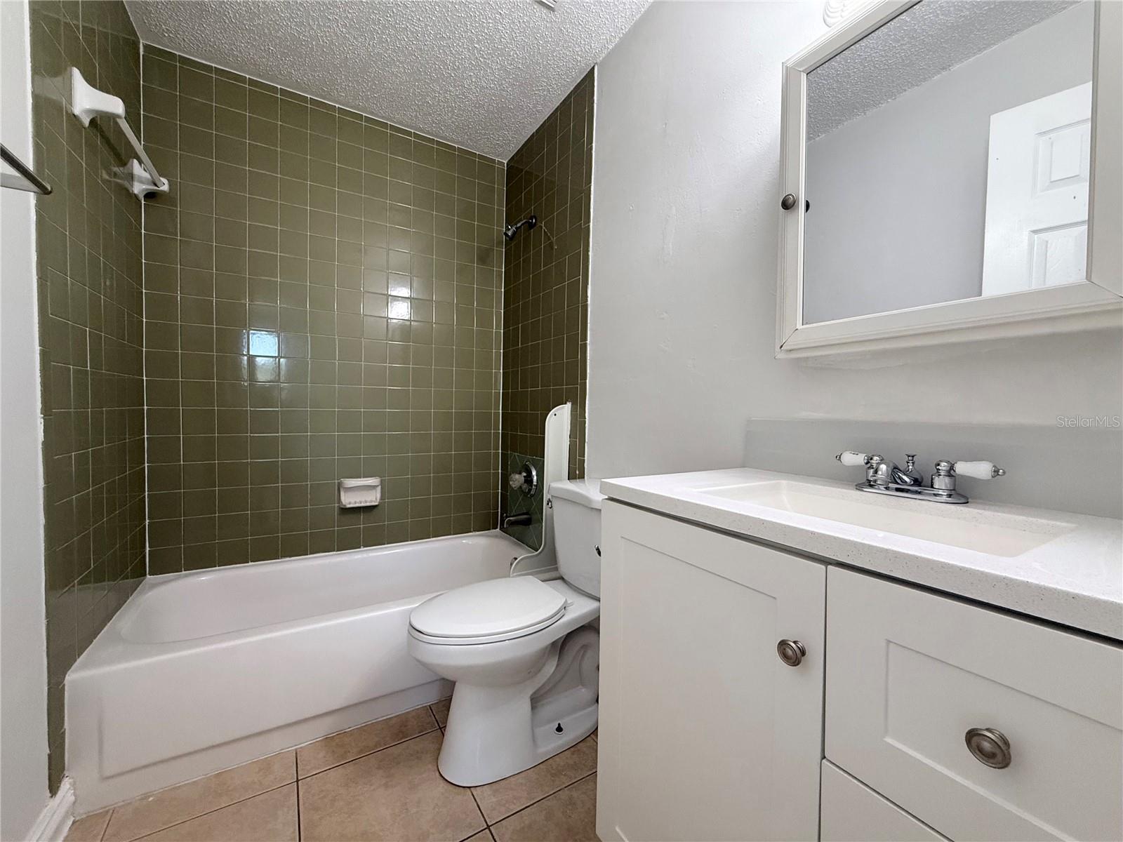 Listing photo id 12 for 9013 Westchester Circle 26